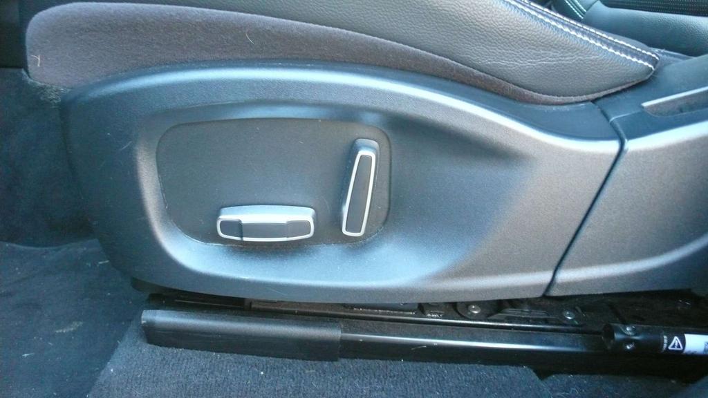 Jaguar F-Pace 2.0 D - AWD - airsport - veel opties - 21800 euro Garage Frank Mesure