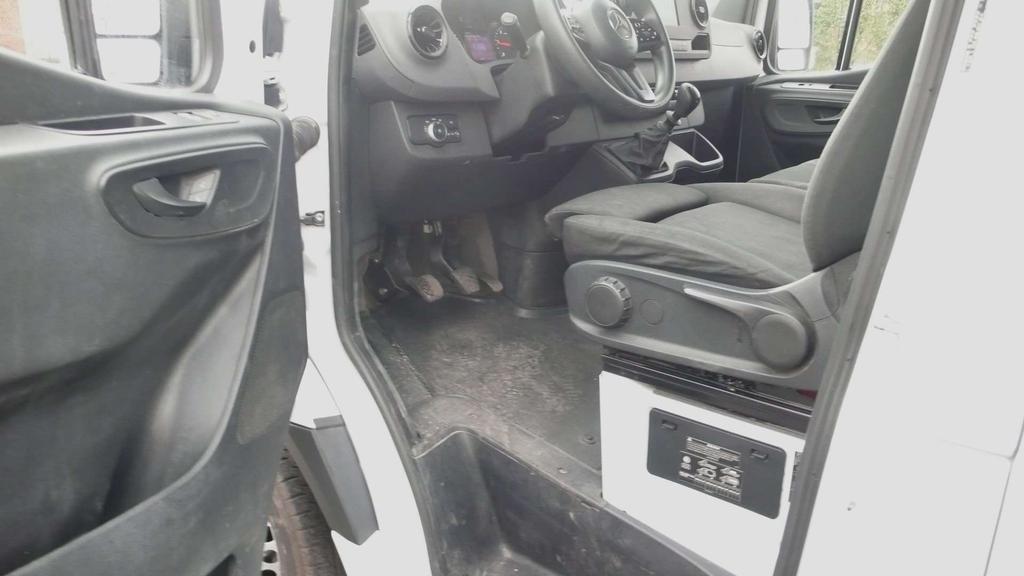 Mercedes-Benz Sprinter 314 CDI L2H2 - FWD - 94.600 km - 23.700 euro + btw Garage Frank Mesure