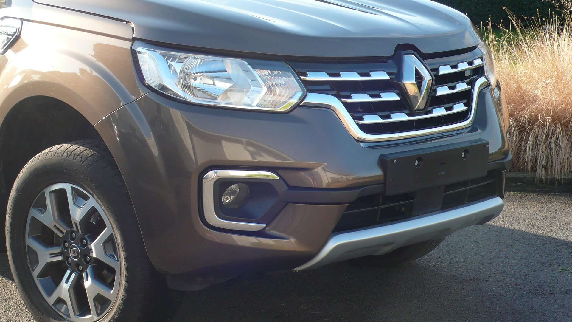 Renault Alaskan DCI 190 -LICHTE VRACHT 18900 PLUS BTW Garage Frank Mesure