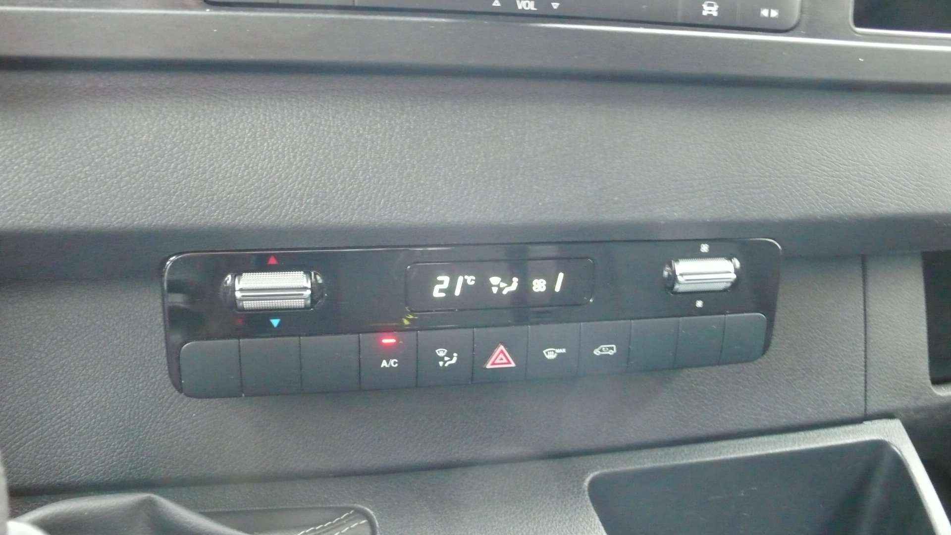 Mercedes-Benz Sprinter 317 CDI - L2H2 - 63000km - 28850 euro +btw Garage Frank Mesure
