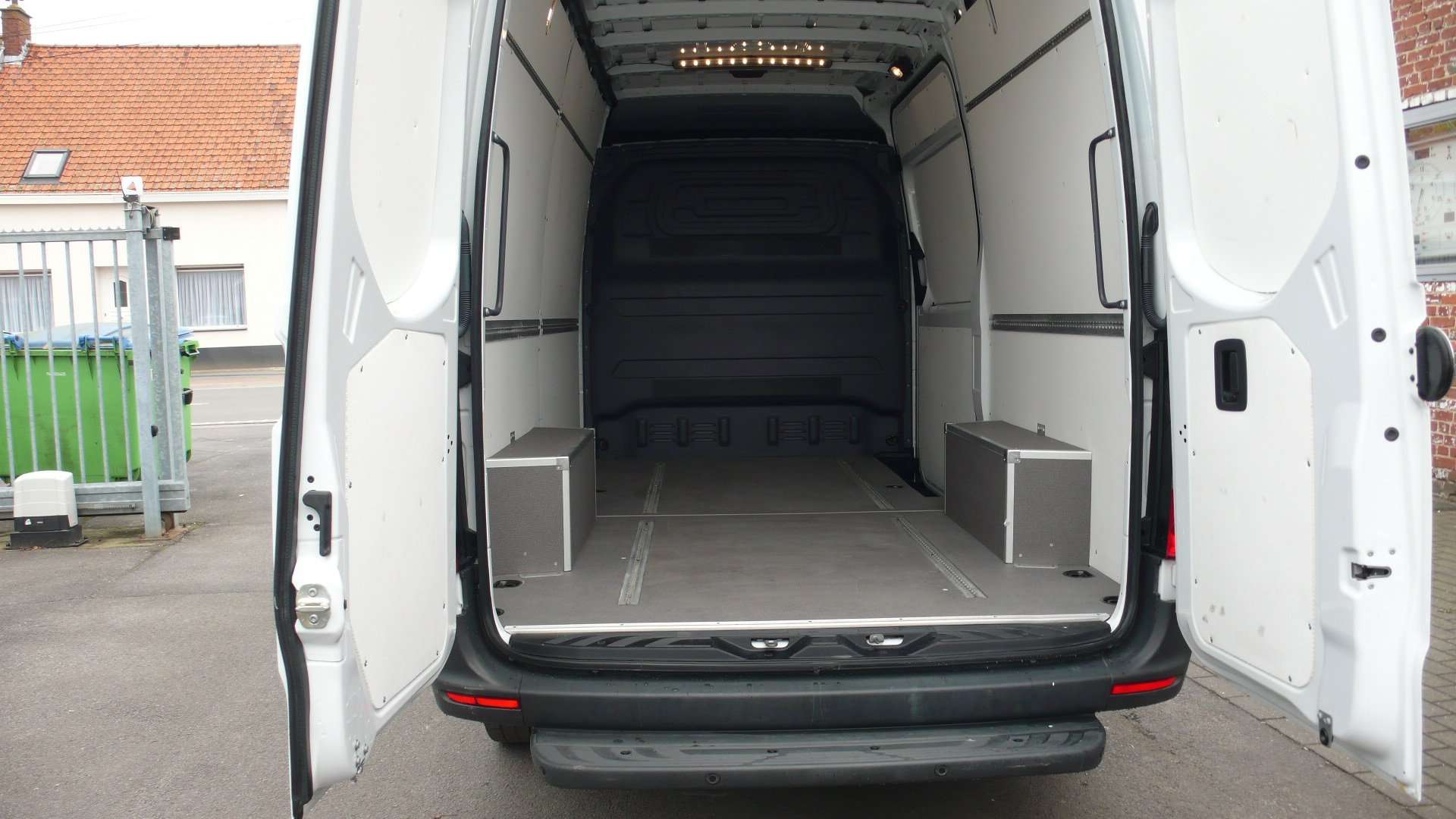 Mercedes-Benz Sprinter 317 CDI - L2H2 - 63000km - 28850 euro +btw Garage Frank Mesure