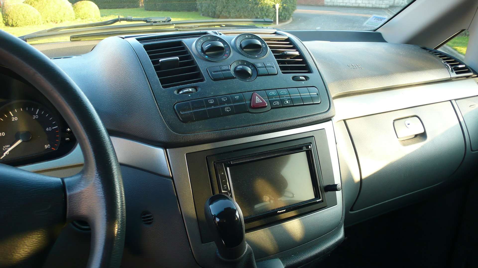 Mercedes-Benz Vito 120 CDI - airco - CC - 12750 euro Garage Frank Mesure