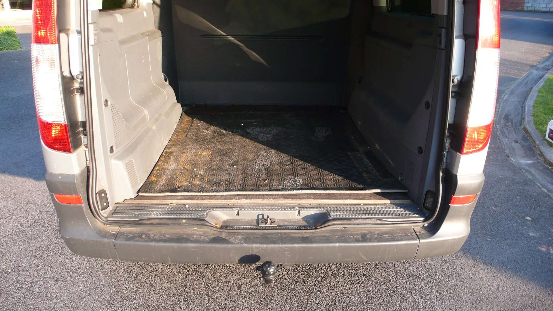 Mercedes-Benz Vito 120 CDI - airco - CC - 12750 euro Garage Frank Mesure