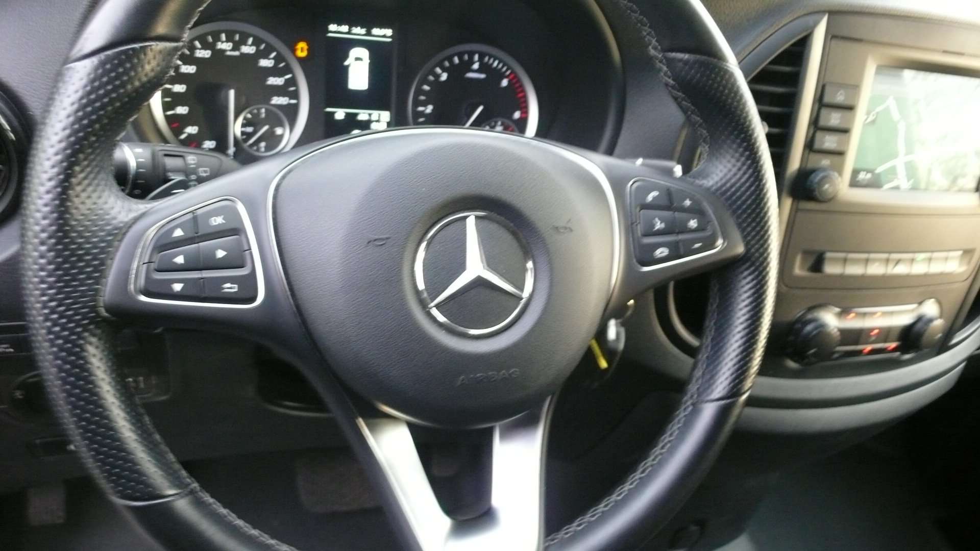 Mercedes-Benz Vito 116 CDI Tourer XL - 9zitpl - auto - 33400euro+btw Garage Frank Mesure