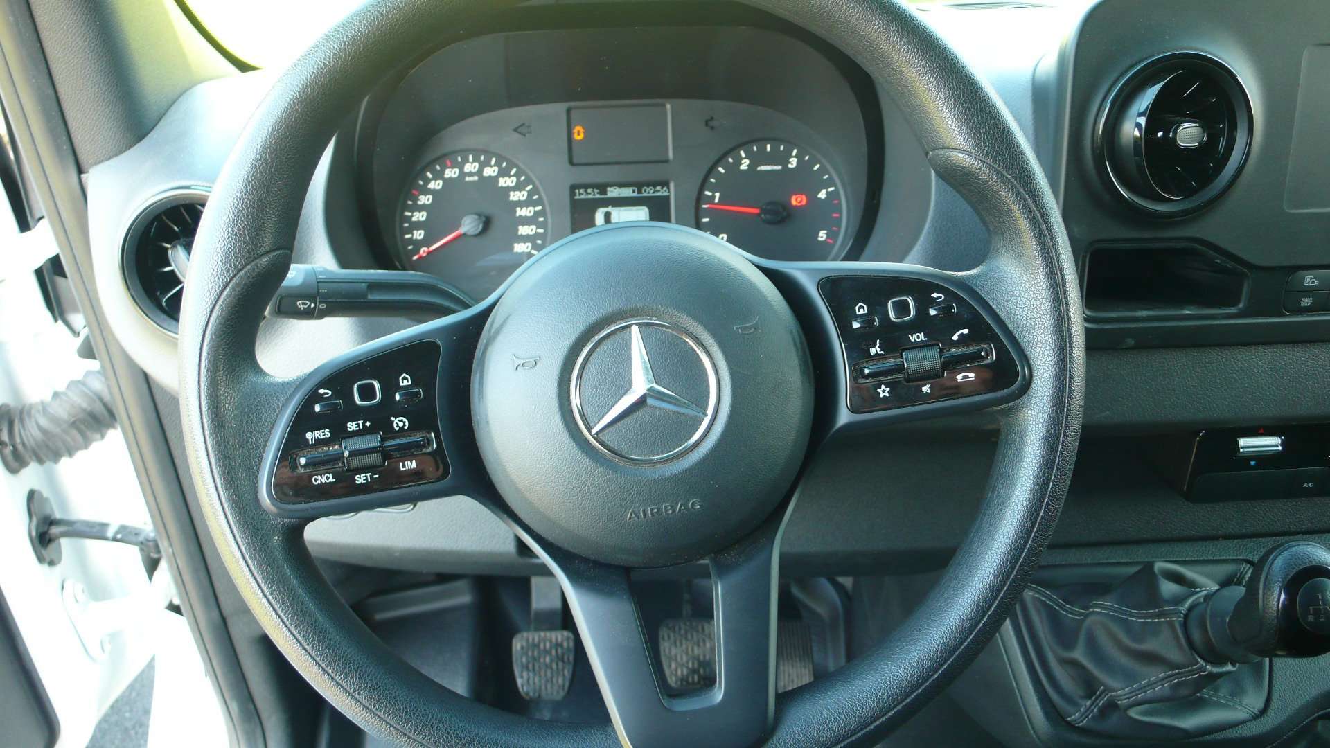 Mercedes-Benz Sprinter 315 - L3H2 - MBUX - navi - 72600km - 27400 netto Garage Frank Mesure
