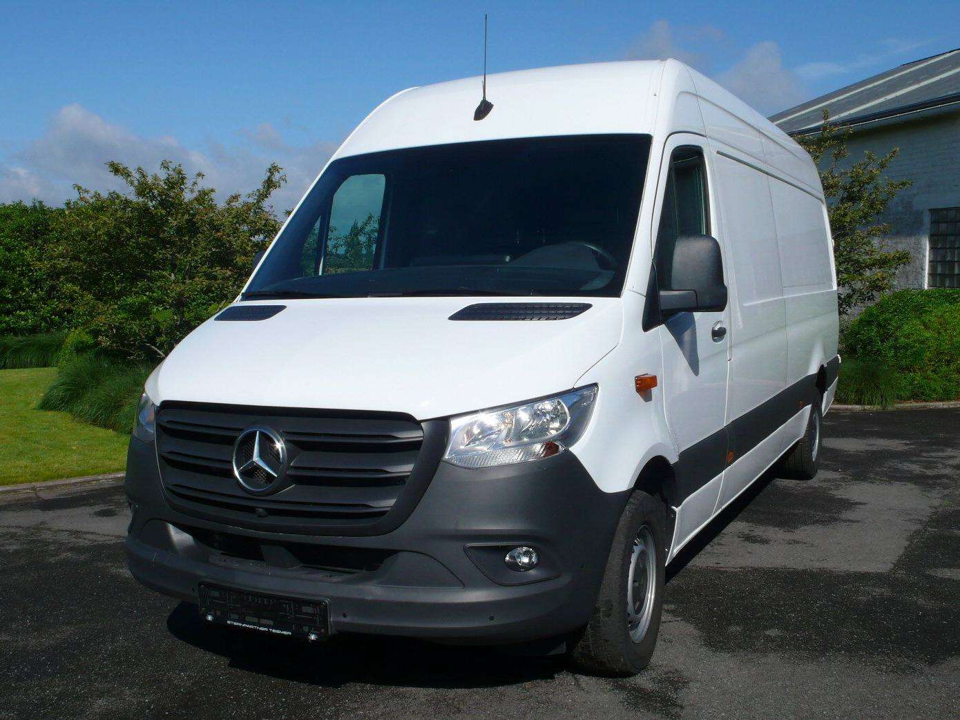 Mercedes-Benz Sprinter 315 - L3H2 - MBUX - navi - 72600km - 27400 netto Garage Frank Mesure