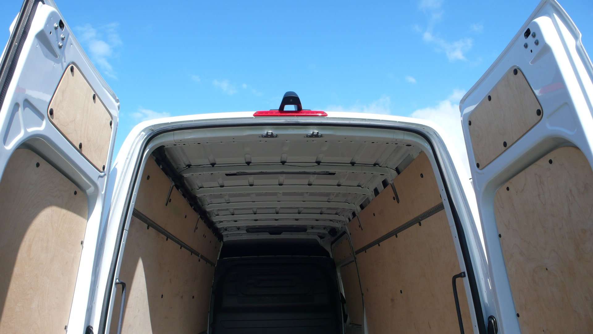 Mercedes-Benz Sprinter 315 - L3H2 - MBUX - navi - 72600km - 27400 netto Garage Frank Mesure