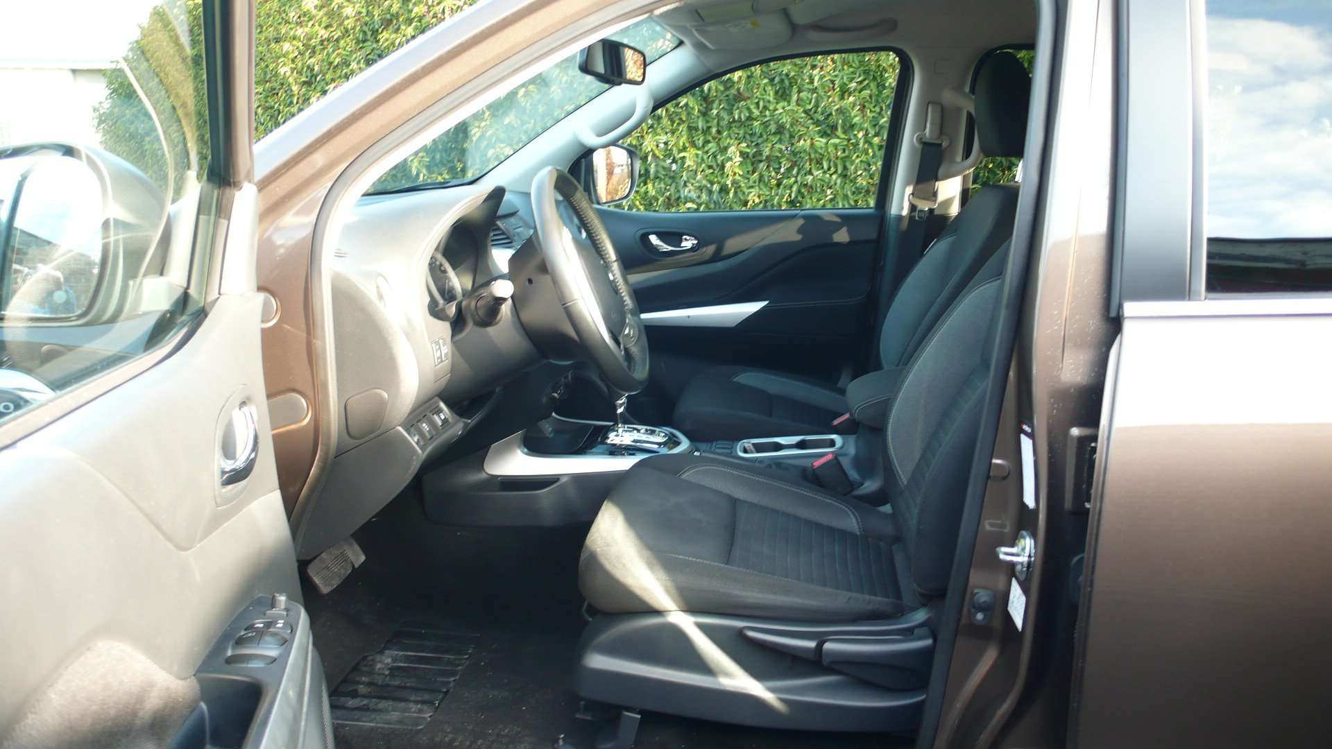 Renault Alaskan DCI 190 - LICHTE VRACHT - 18750 +btw Garage Frank Mesure