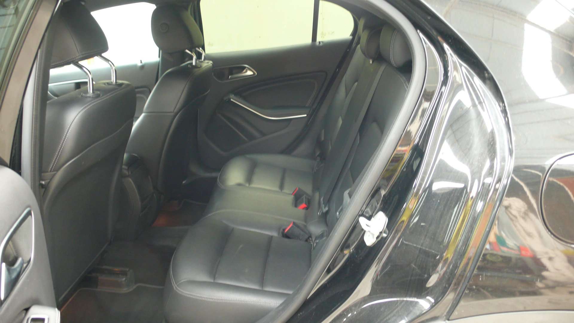Mercedes-Benz GLA 200 D - Topstaat - Exportprijs: 9950€  + BTW Garage Frank Mesure