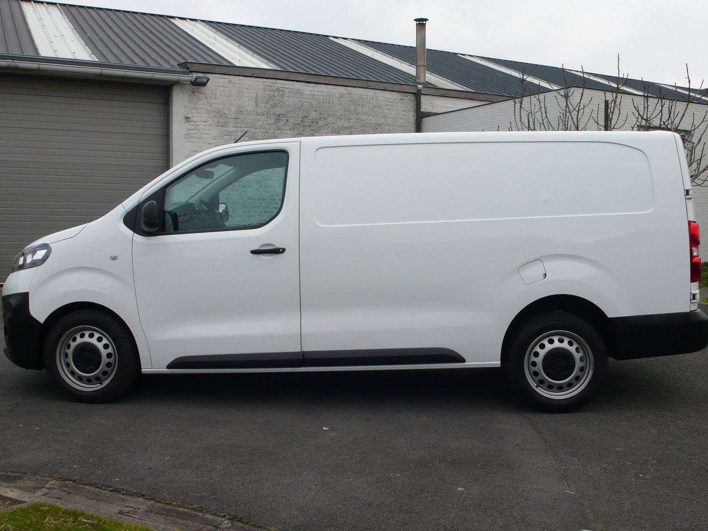 Opel Vivaro L3 D - 79.700km - 16200 euro + btw Garage Frank Mesure