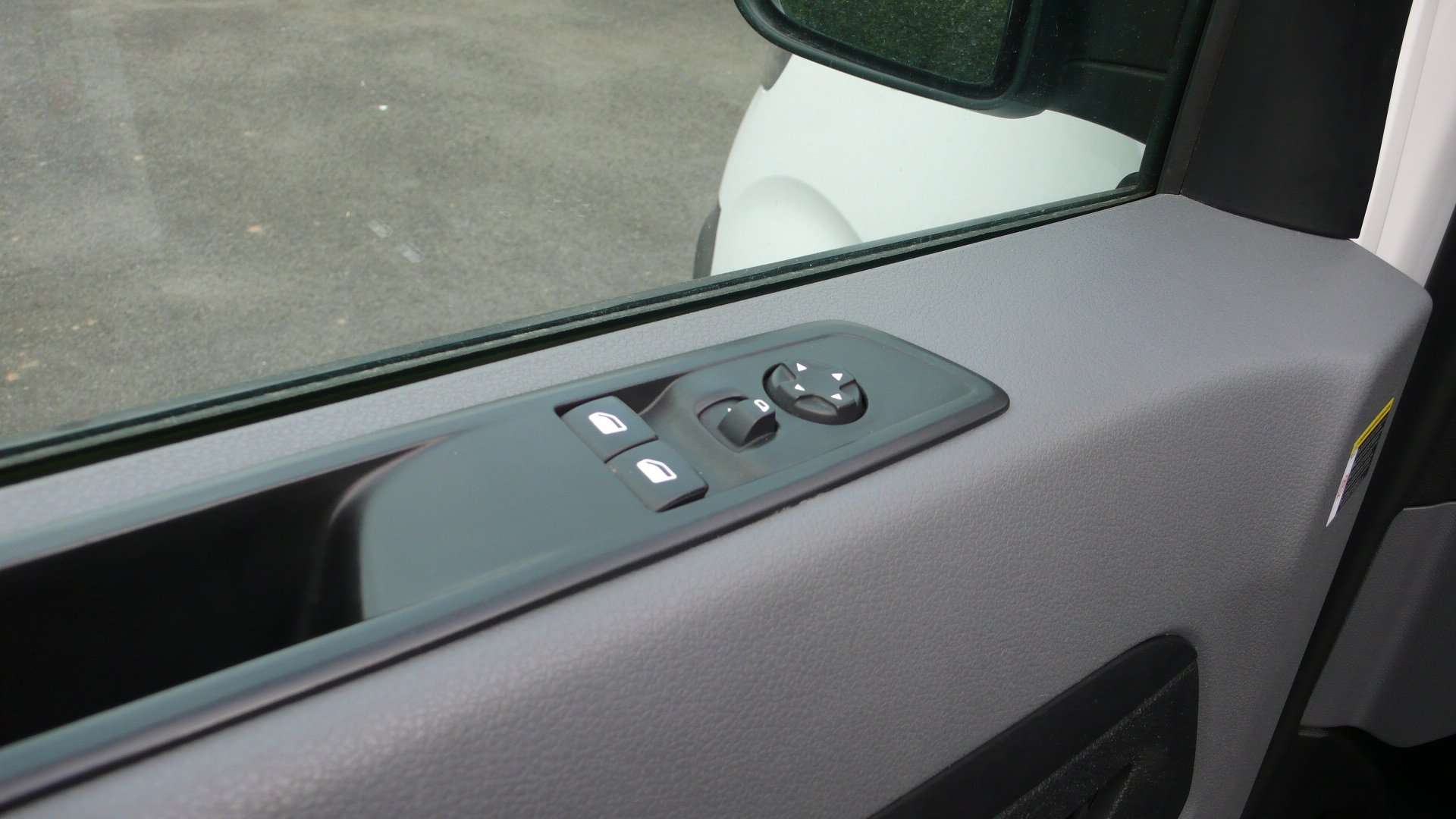 Opel Vivaro L3 D - 79.700km - 16200 euro + btw Garage Frank Mesure