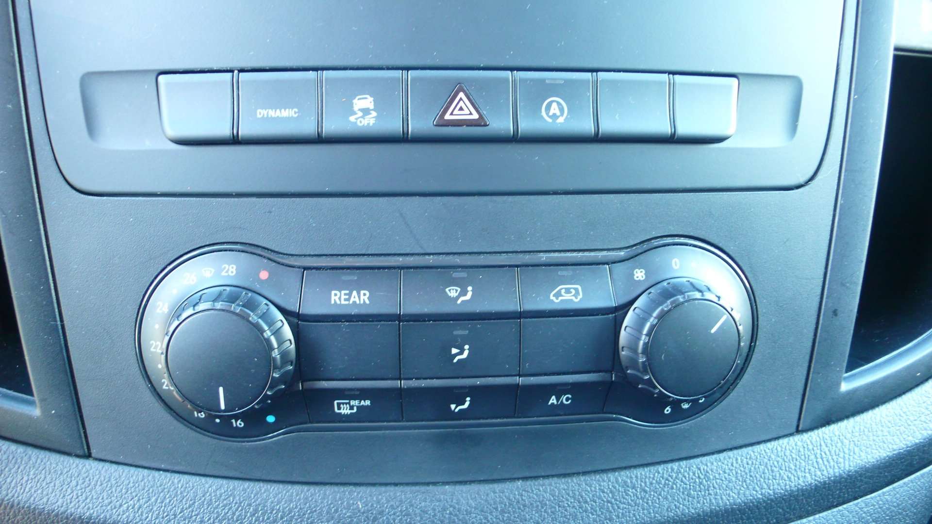 Mercedes-Benz Vito 116 CDI -L - 9-G Tourer - 9zitpl - 33.650 euro+btw Garage Frank Mesure