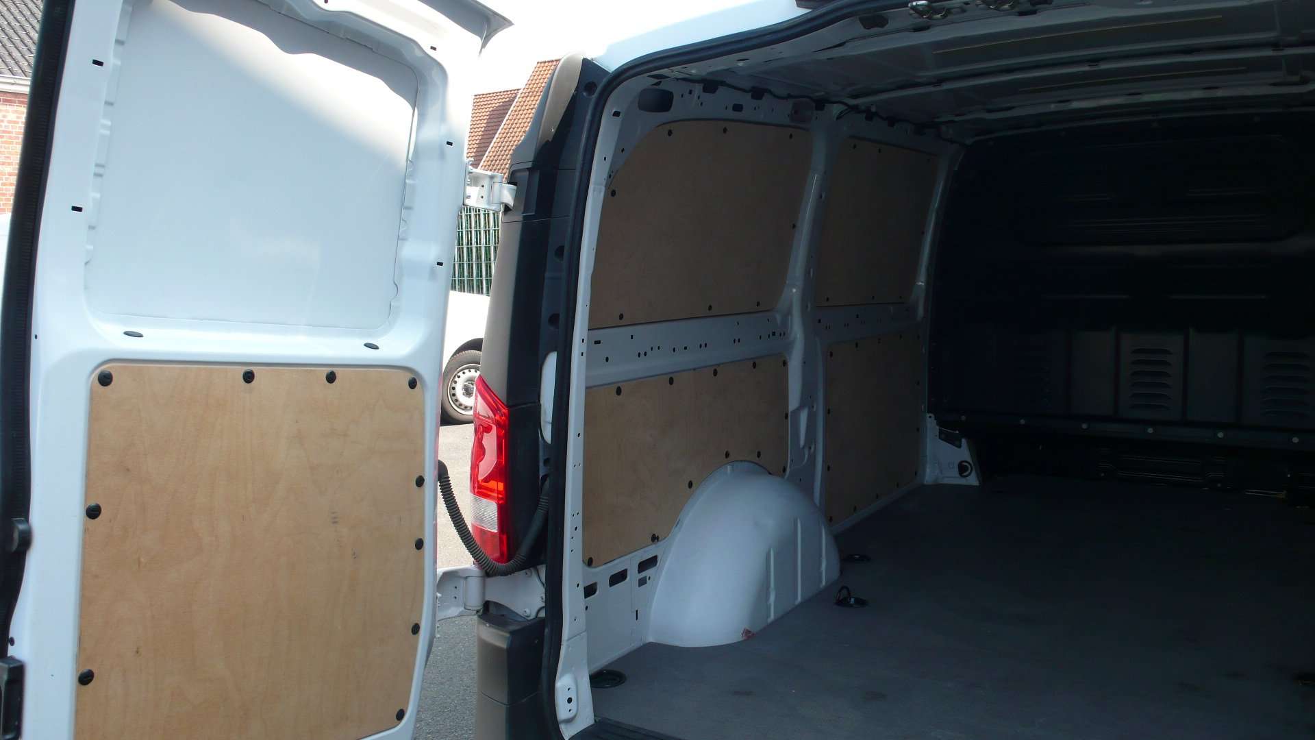 Mercedes-Benz Vito 114 CDI - navi - airco - 92378 km - 19600 euro+btw Garage Frank Mesure