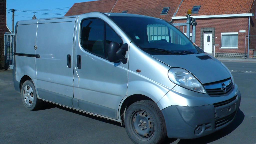 Opel Vivaro 2.0 diesel airco  5750 euro netto export Garage Frank Mesure