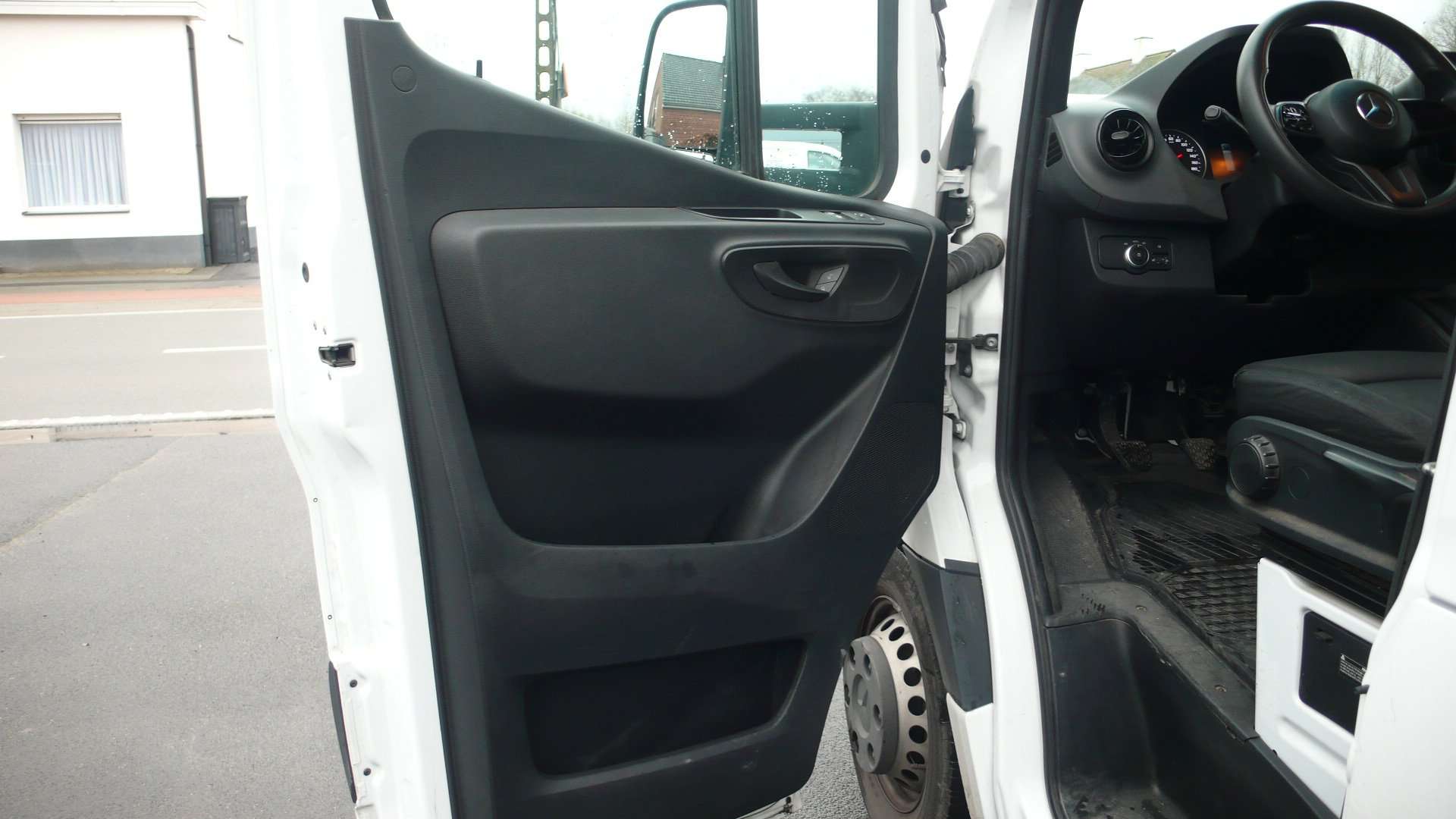 Mercedes-Benz Sprinter 514 CDI - met koffer - B rijbewijs - 18900euro+btw Garage Frank Mesure