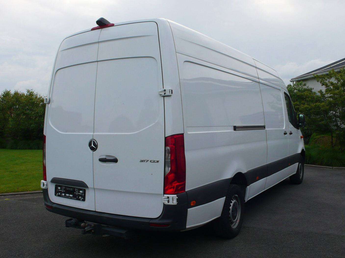 Mercedes-Benz Sprinter 317 CDI - L3H2 - 59401km - AHK 3.5ton - 28750+btw Garage Frank Mesure