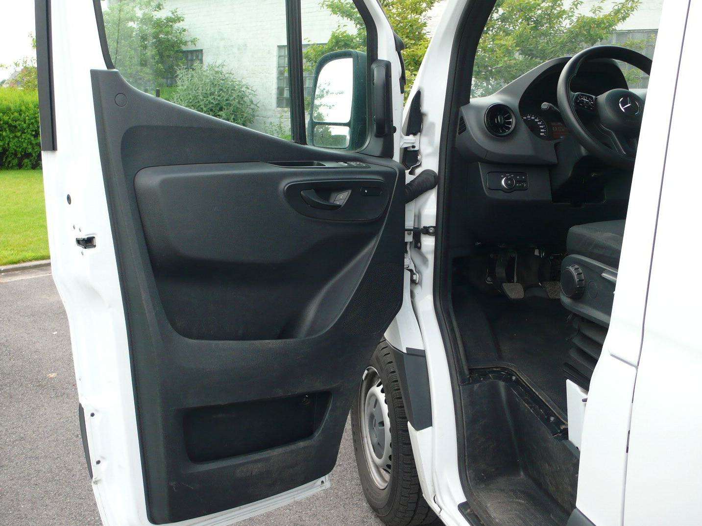 Mercedes-Benz Sprinter 317 CDI - L3H2 - 59401km - AHK 3.5ton - 28750+btw Garage Frank Mesure