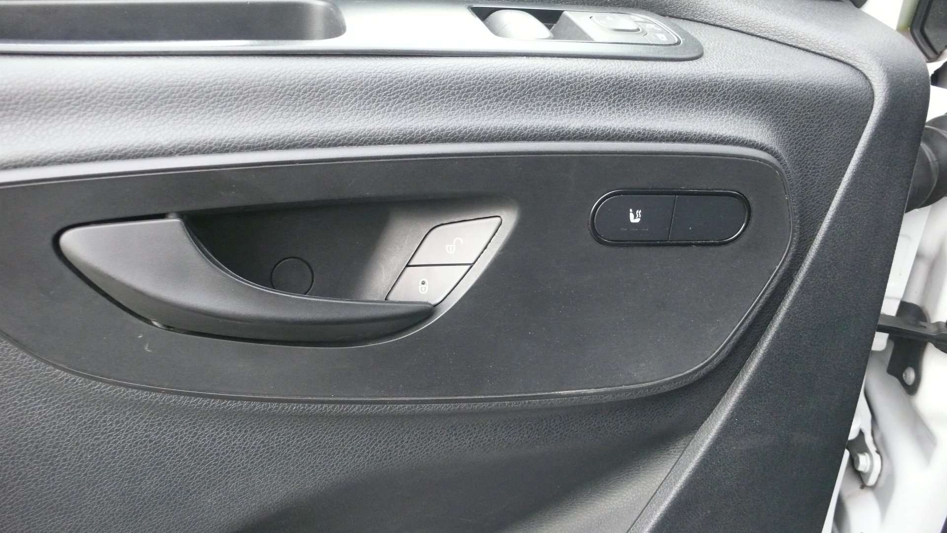 Mercedes-Benz Sprinter 317 CDI - L3H2 - 59401km - AHK 3.5ton - 28750+btw Garage Frank Mesure