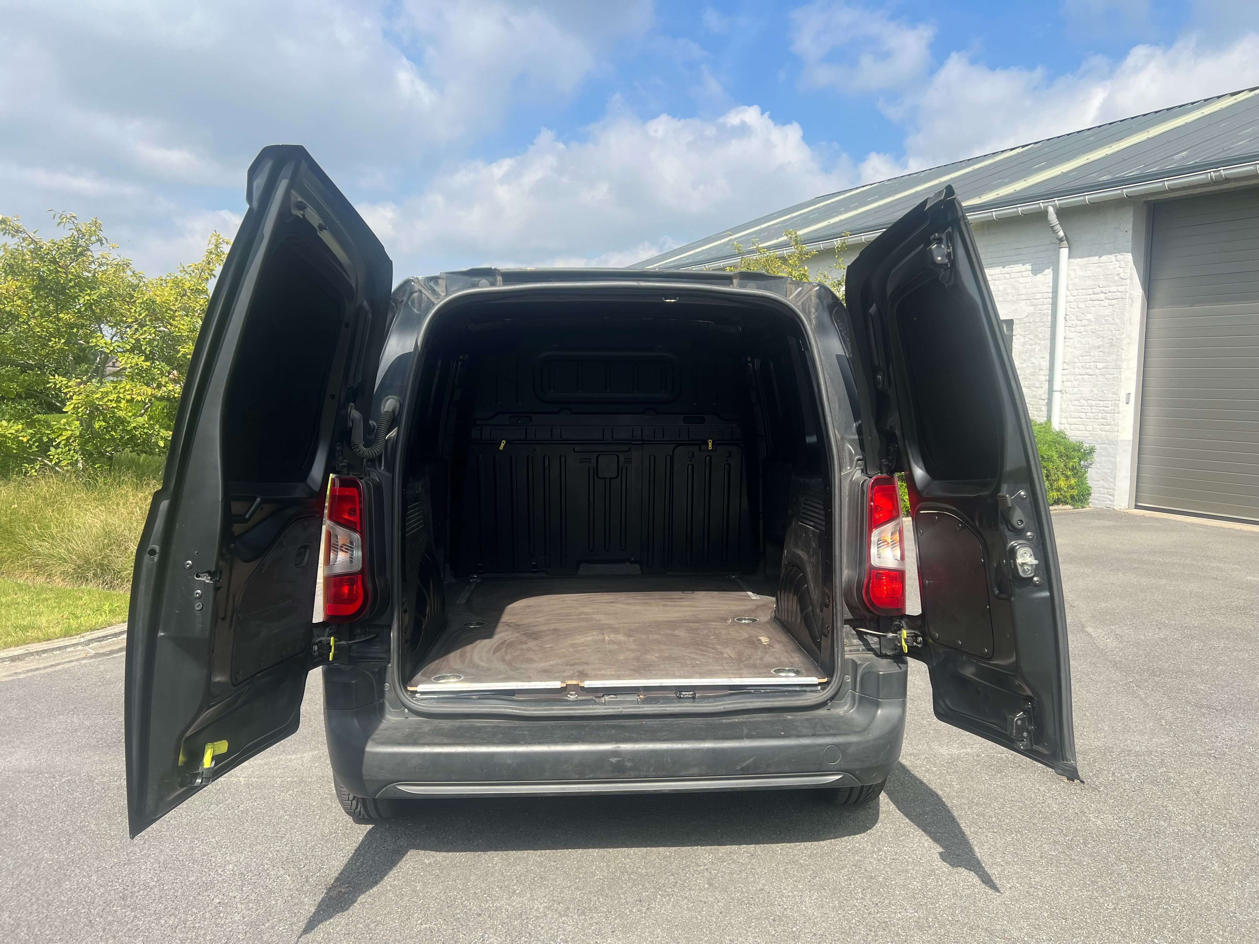Opel Combo /Citroën Berlingo - airco - 7200 euro+btw Garage Frank Mesure