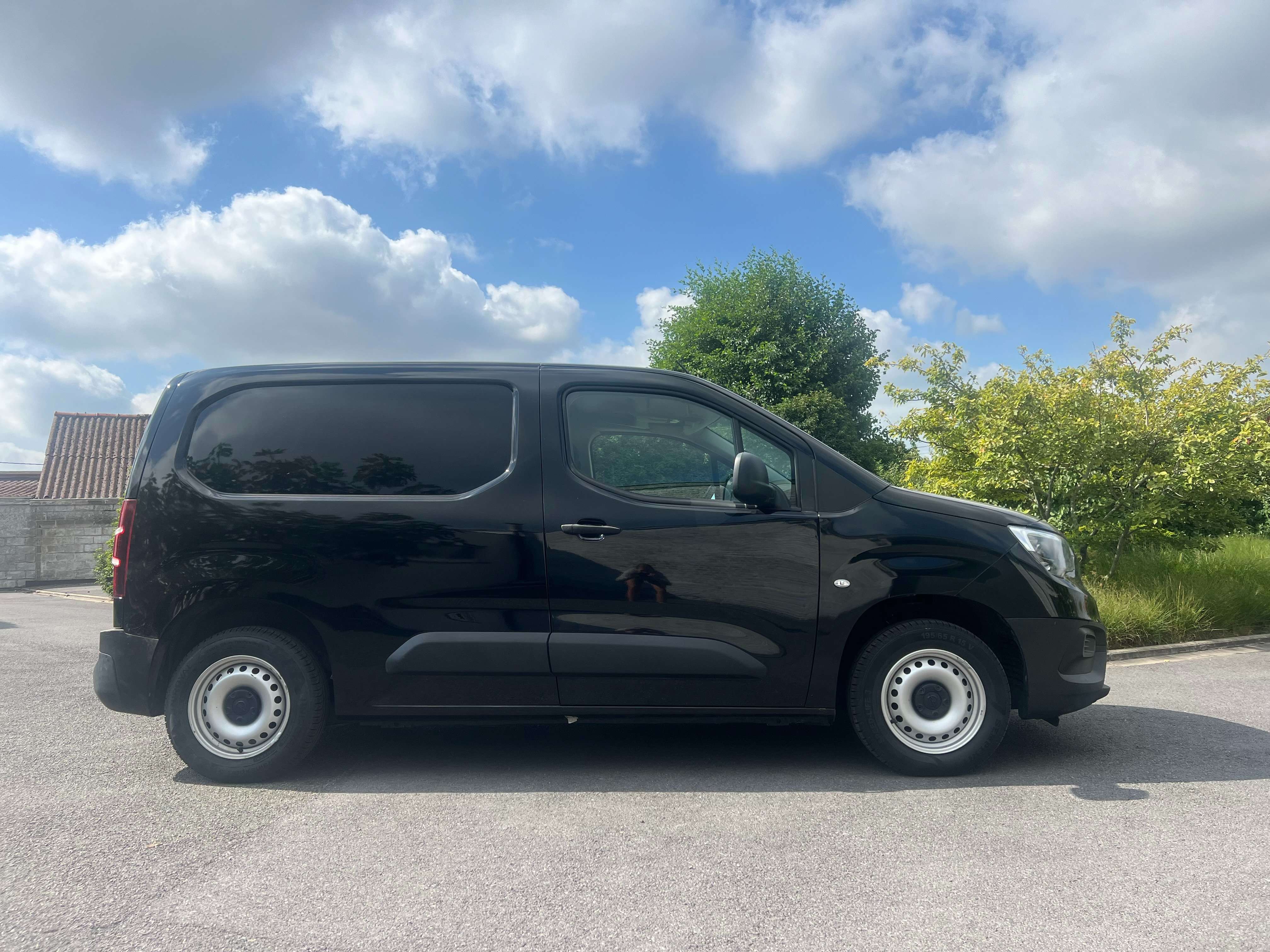 Opel Combo /Citroën Berlingo - airco - 7200 euro+btw Garage Frank Mesure