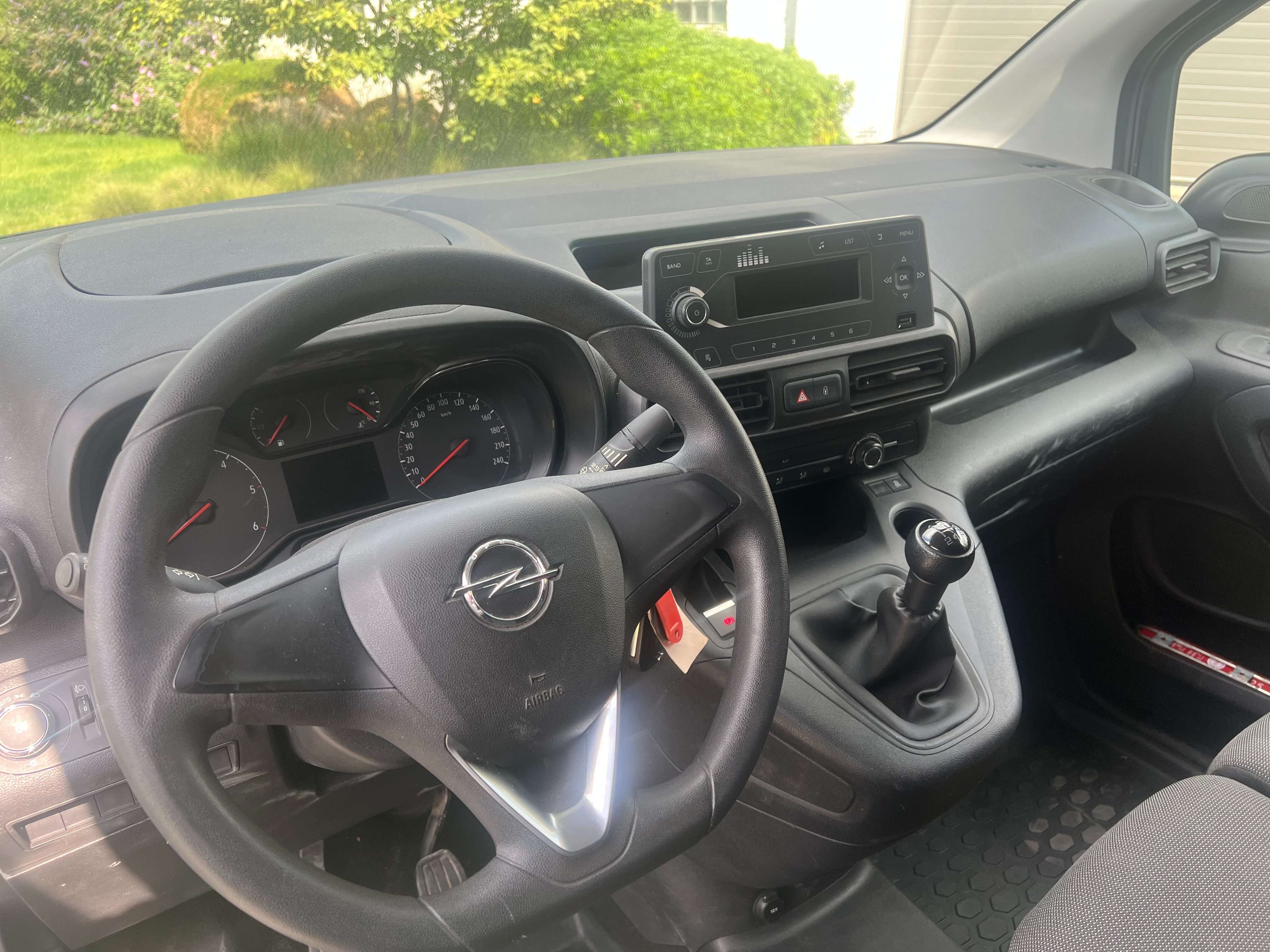 Opel Combo /Citroën Berlingo - airco - 7200 euro+btw Garage Frank Mesure