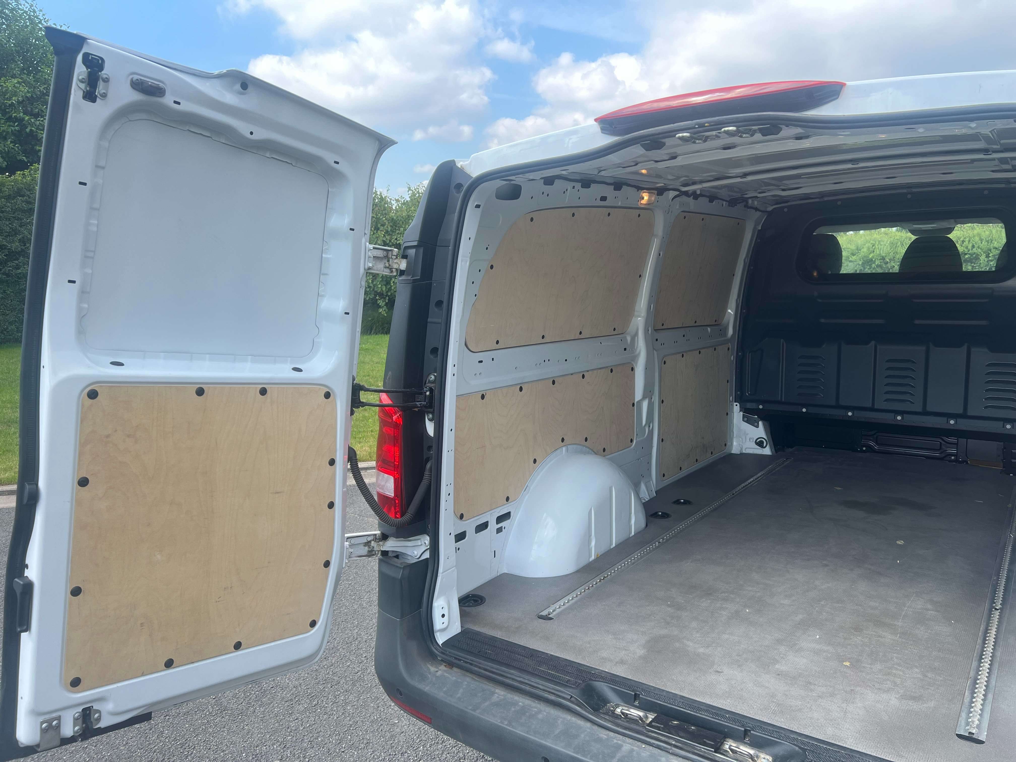 Mercedes-Benz Vito 116 CDI L3 - XXL - 70.600km - 23.400 euro + btw Garage Frank Mesure