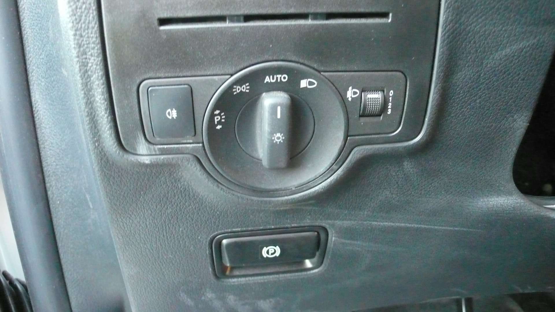 Mercedes-Benz Vito 114 CDI - LANG - 36.225 km - 22850 euro +btw Garage Frank Mesure