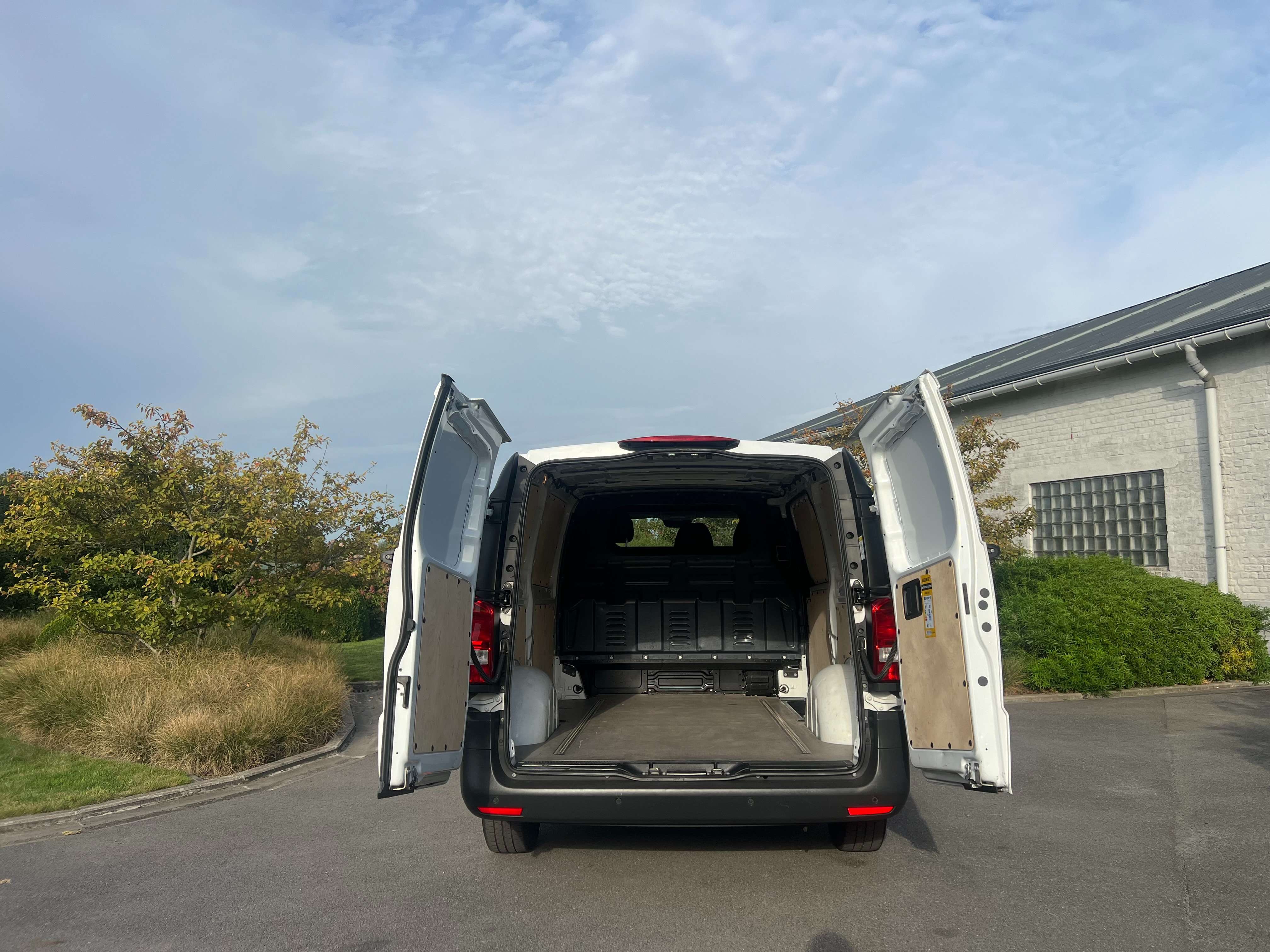 Mercedes-Benz Vito 116 CDI - lang - 82.430 km - 20.950 euro + btw Garage Frank Mesure