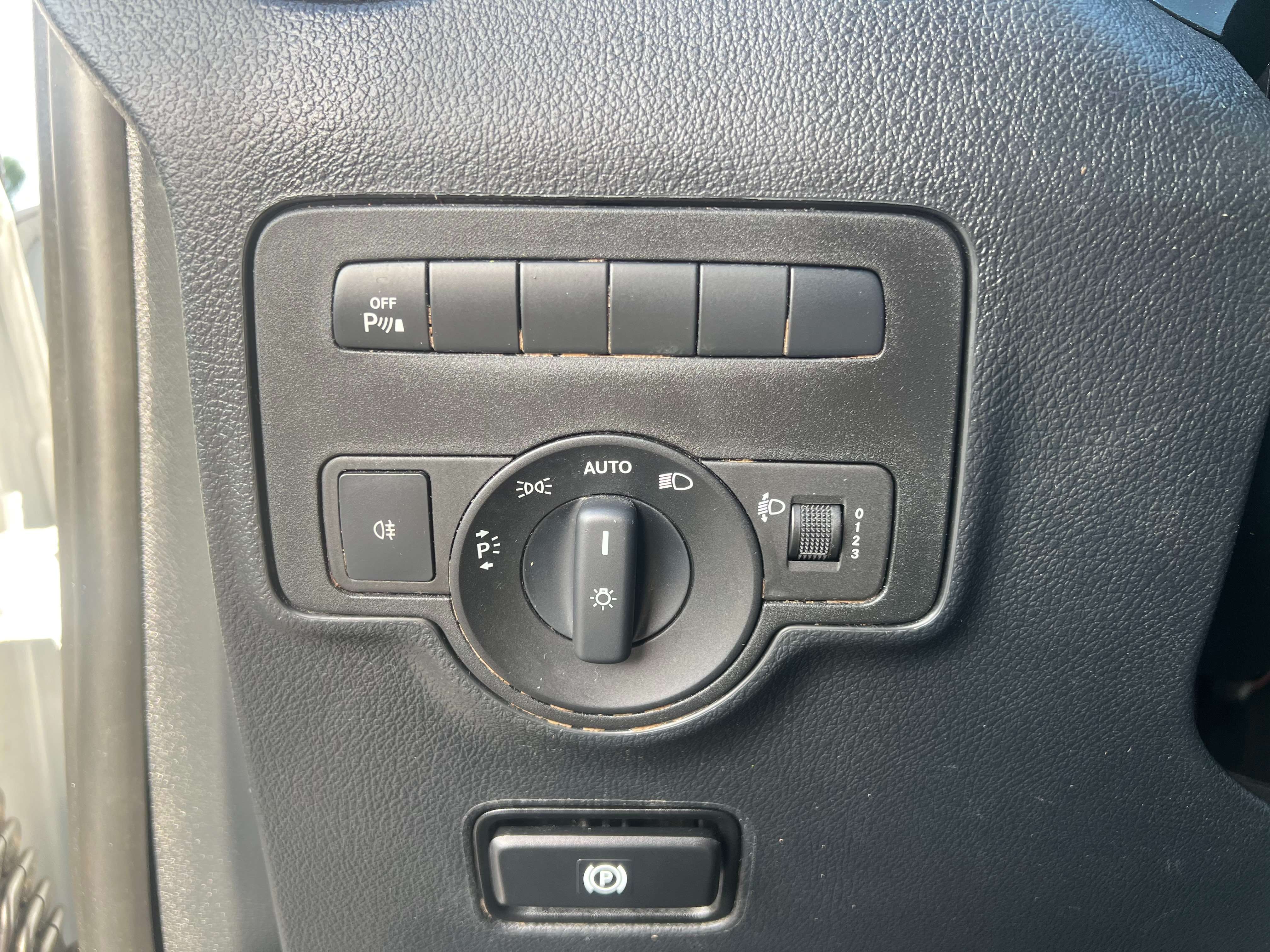 Mercedes-Benz Vito 116 CDI - lang - 82.430 km - 20.950 euro + btw Garage Frank Mesure