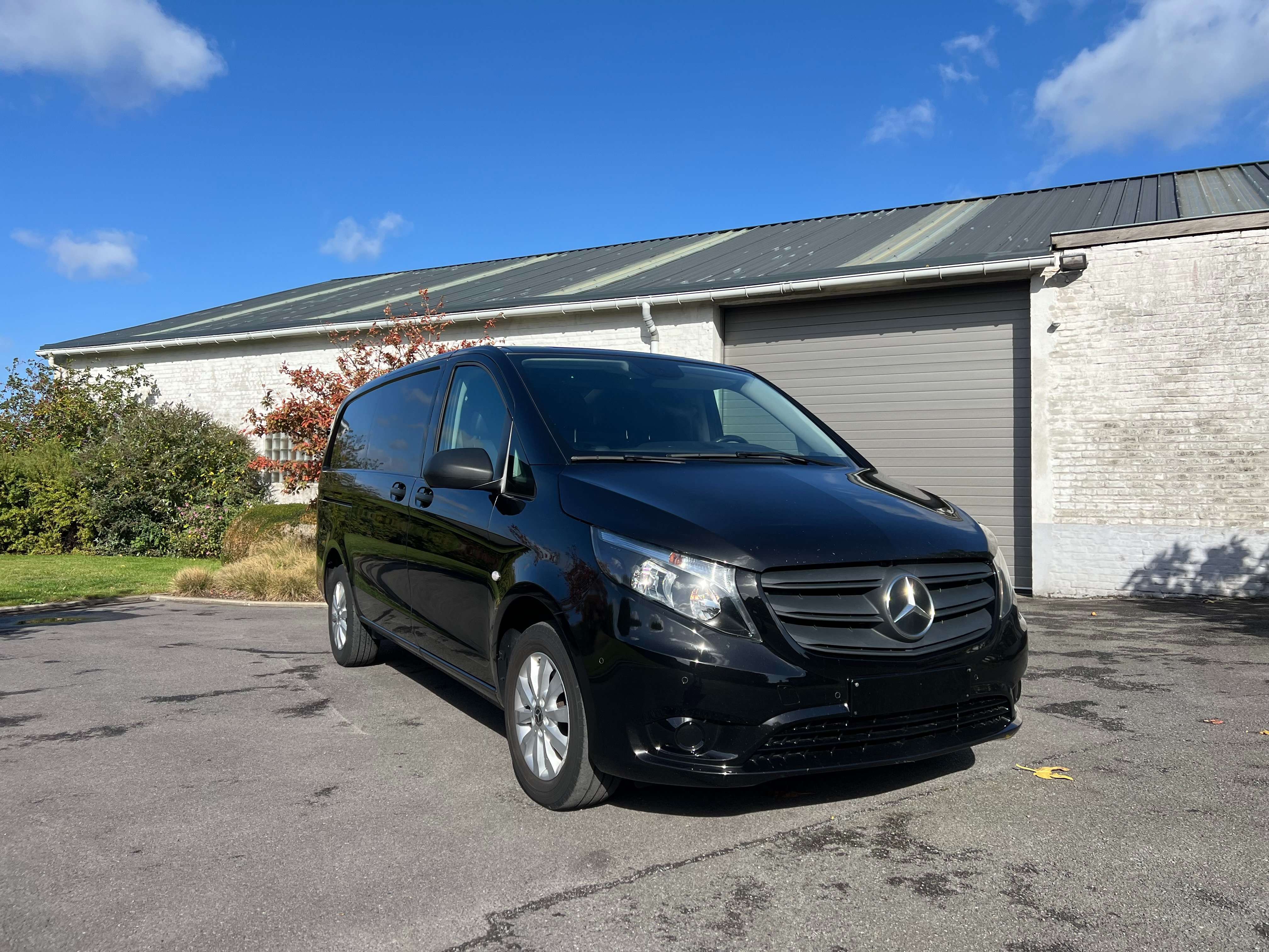 Mercedes-Benz Vito 116 CDI - lang - trekhaak - 16.800 euro + btw Garage Frank Mesure