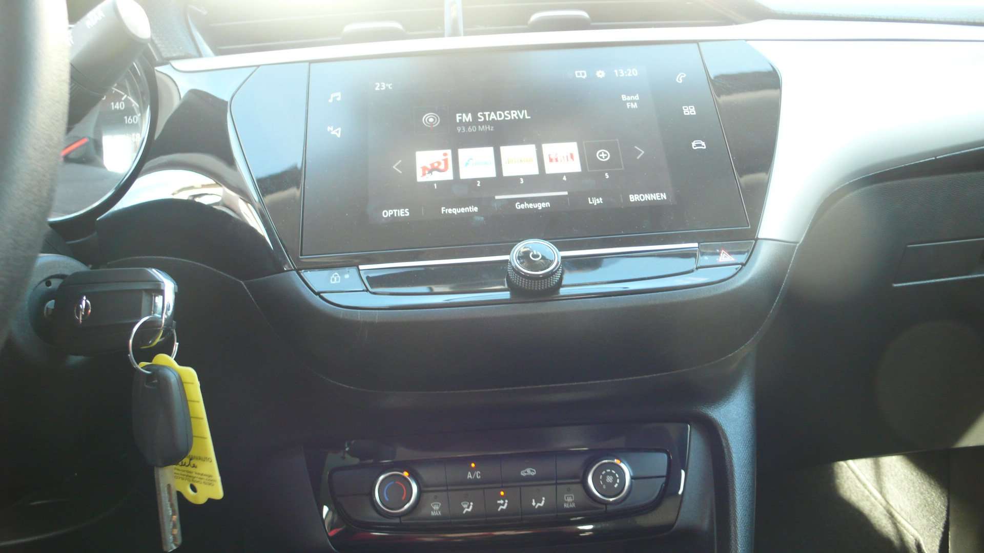 Opel Corsa 1.5 diesel - slechts 19780 km Garage Frank Mesure