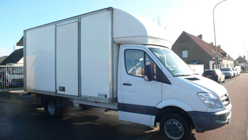 Mercedes-Benz Sprinter 513 CDI met koffer en laadbrug 11950€ + BTW Garage Frank Mesure