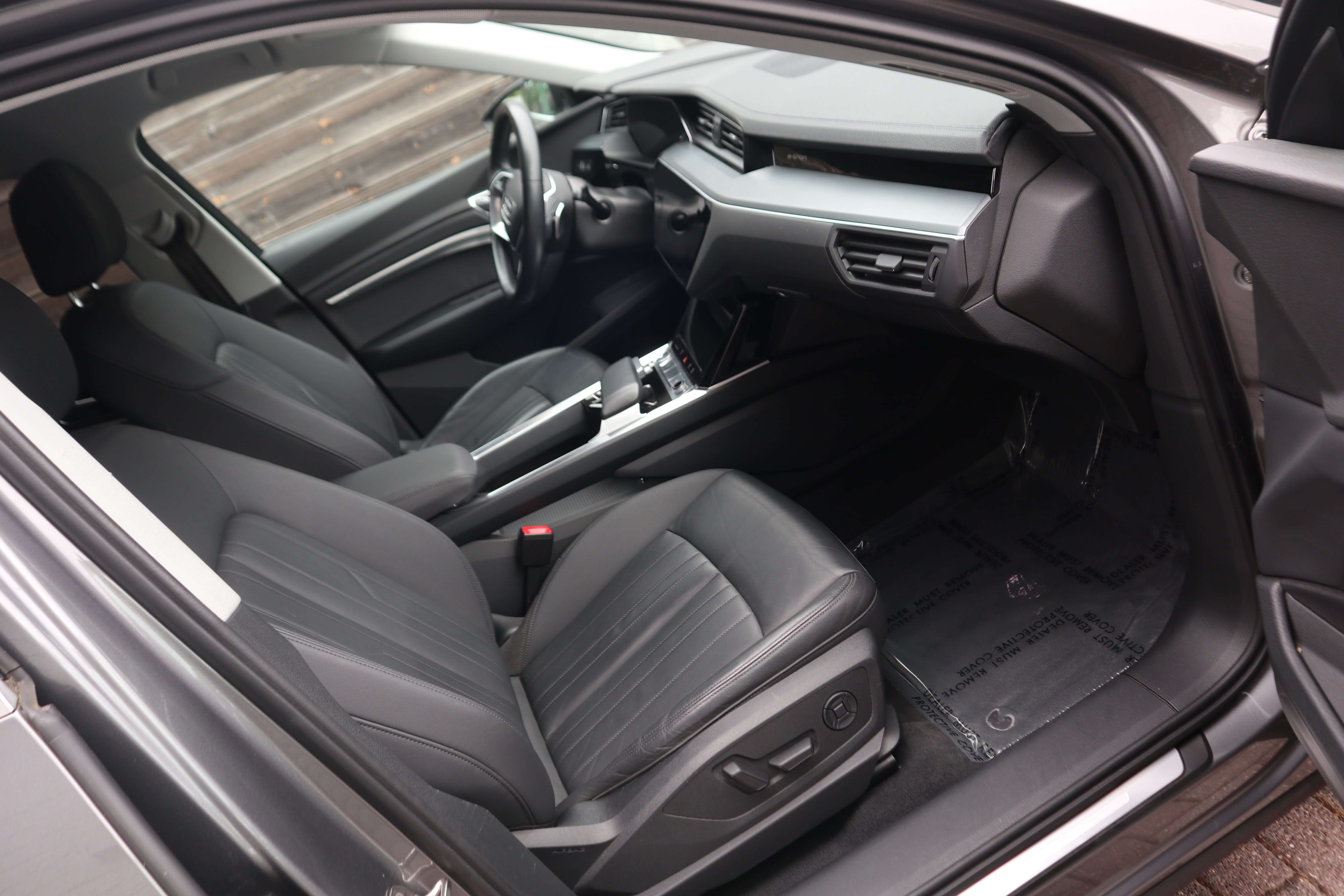 Audi e-tron 71 kWh 50 Quattro /1 ste eig /leder/360°/MEMORY EuroCars -Aalst bv