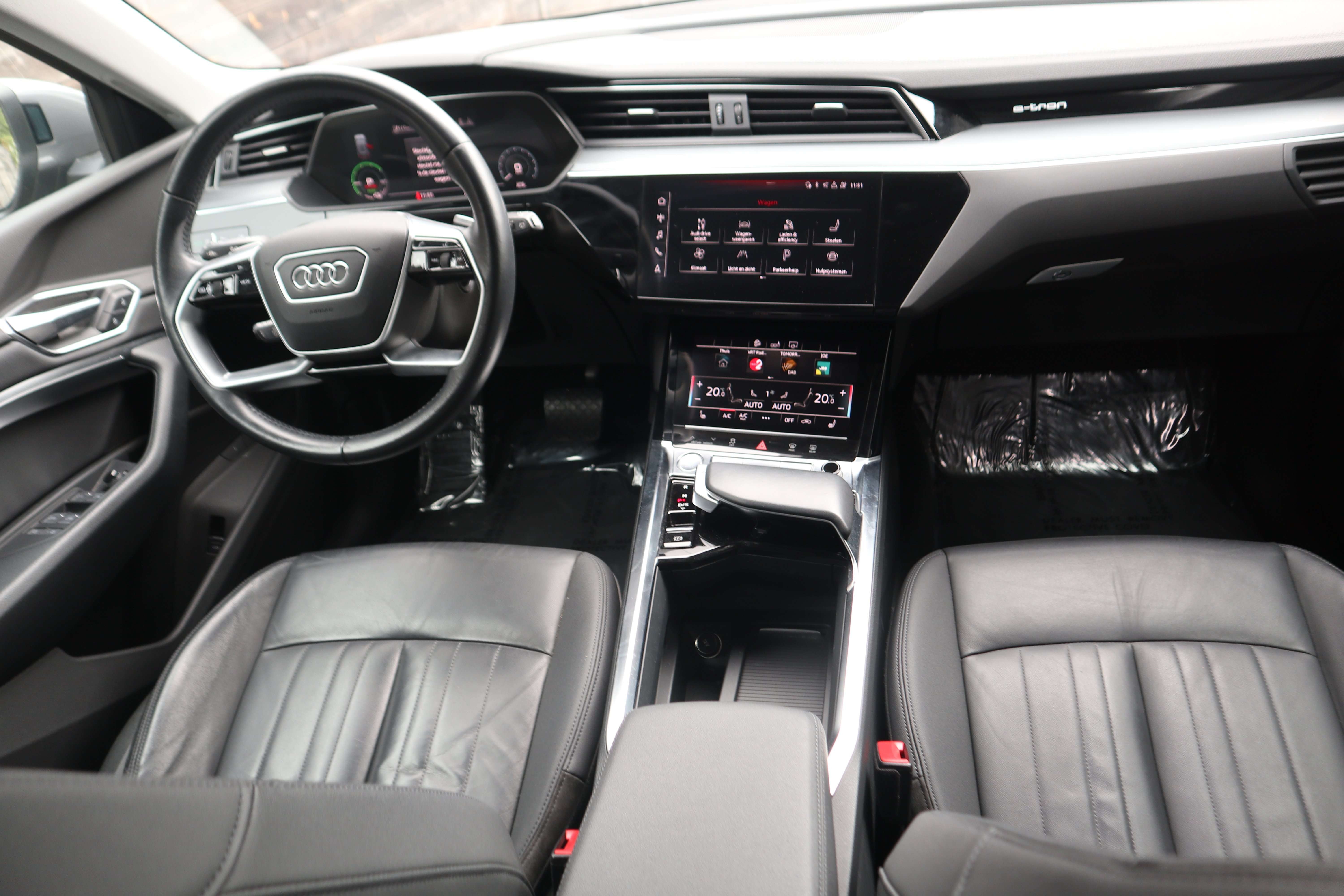 Audi e-tron 71 kWh 50 Quattro /1 ste eig /leder/360°/MEMORY EuroCars -Aalst bv