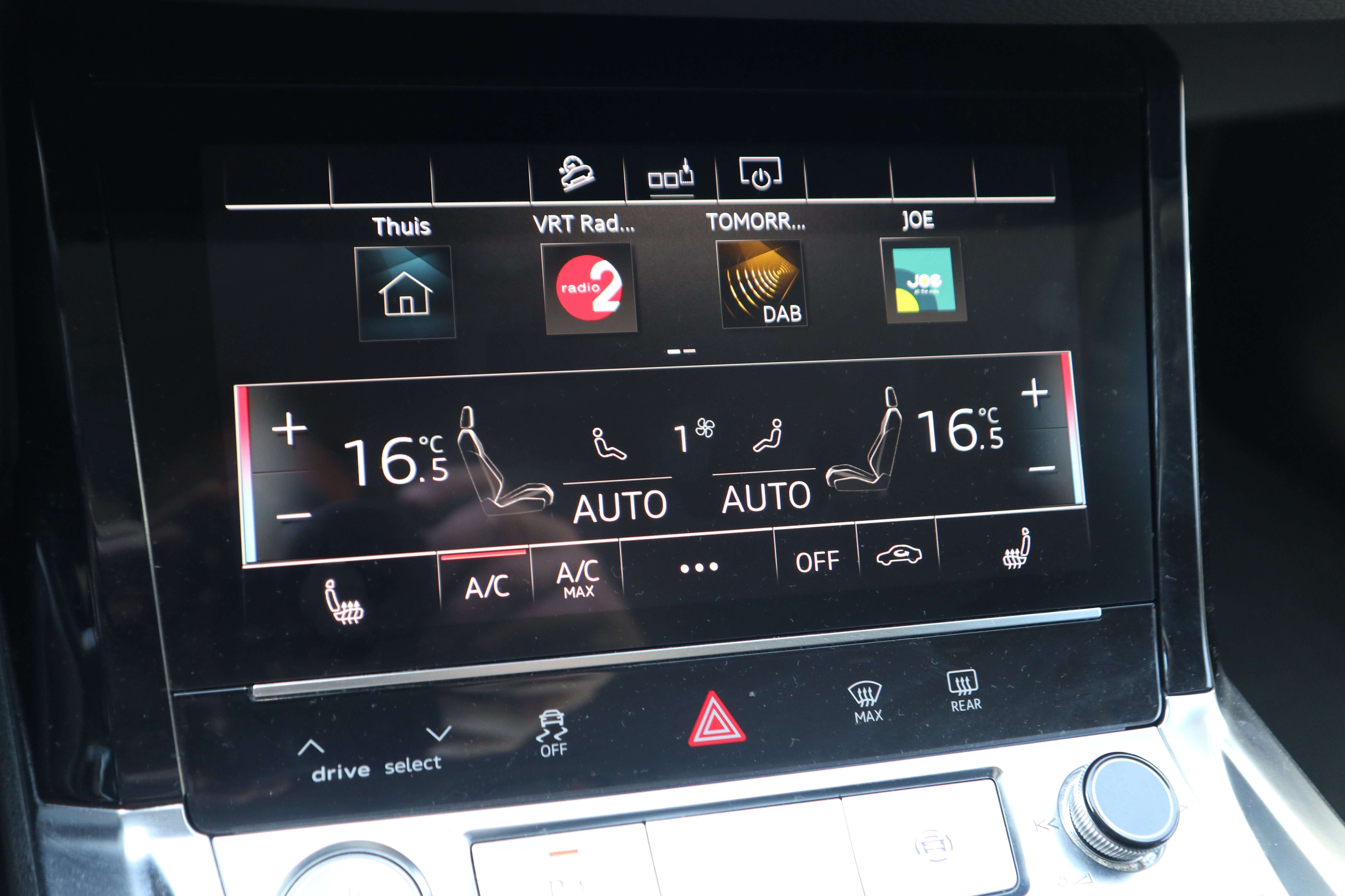 Audi e-tron 71 kWh 50 Quattro /1 ste eig /leder/360°/MEMORY EuroCars -Aalst bv