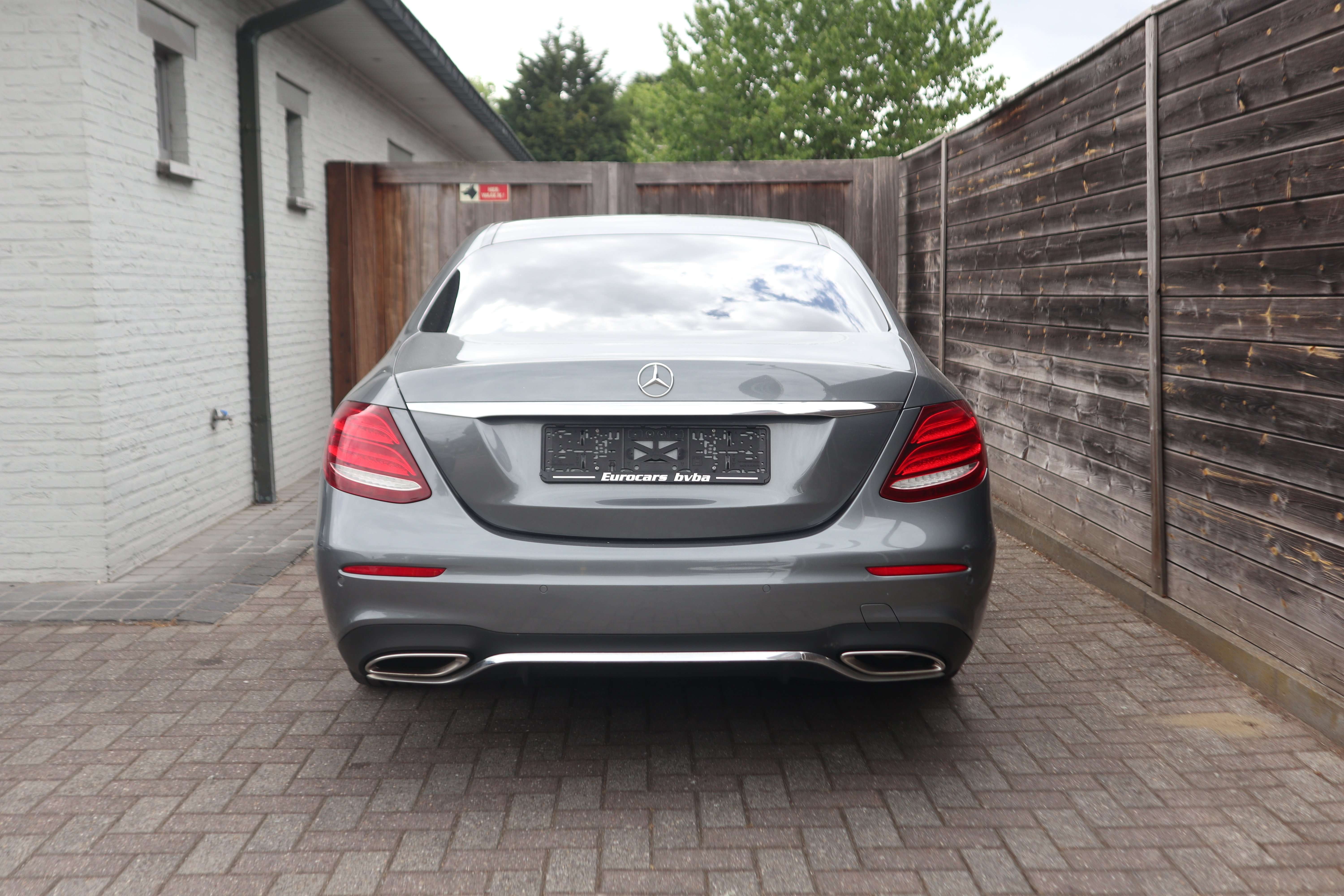 Mercedes-Benz E 200 AMG PAKKET/VOLLEDER/360°/MEMORY/GPS/CRUISE/TOP EuroCars -Aalst bv