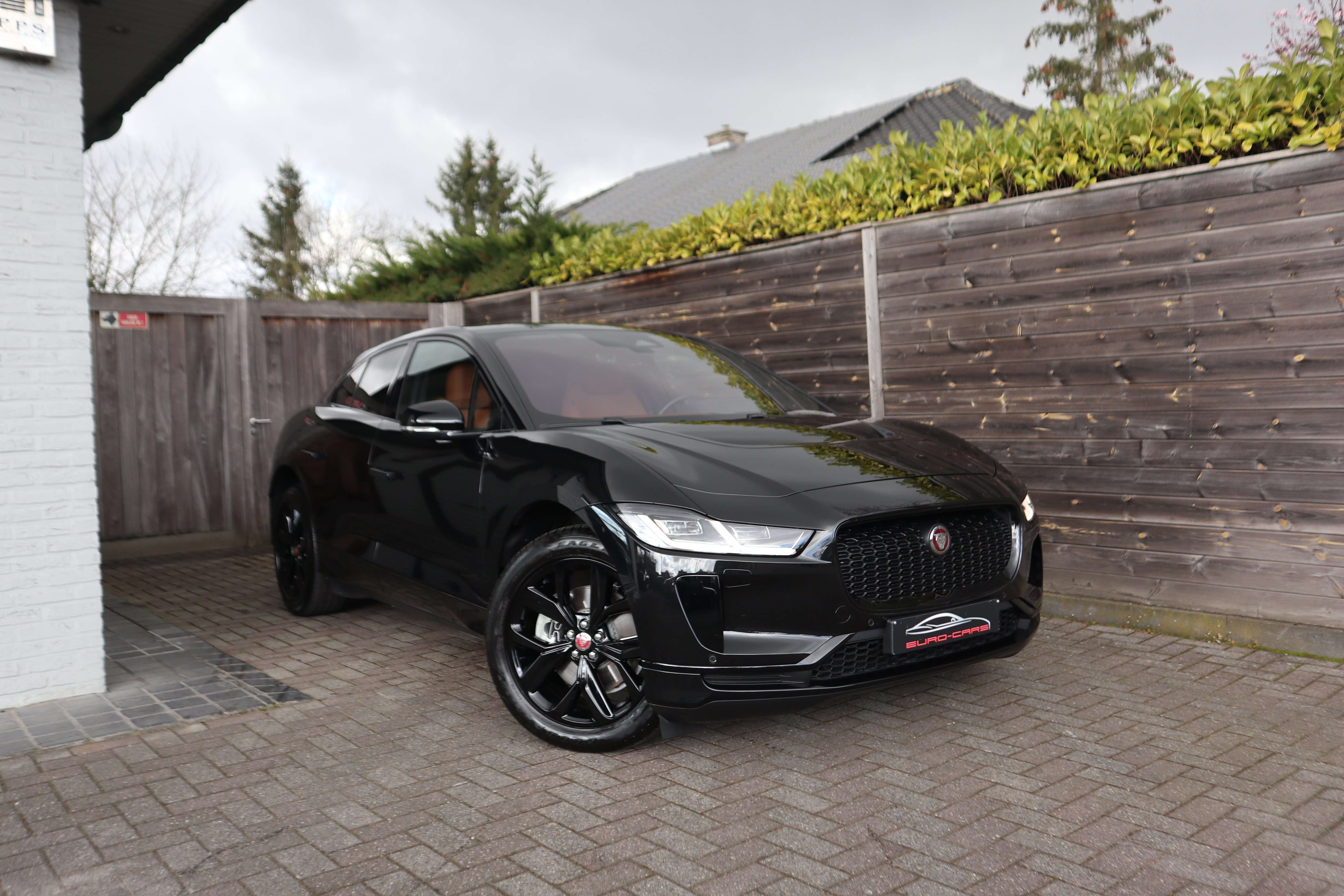 Jaguar I-Pace EV400 HSE/Black-pack/Pano/360°/Leder/3.980km !! EuroCars -Aalst bv