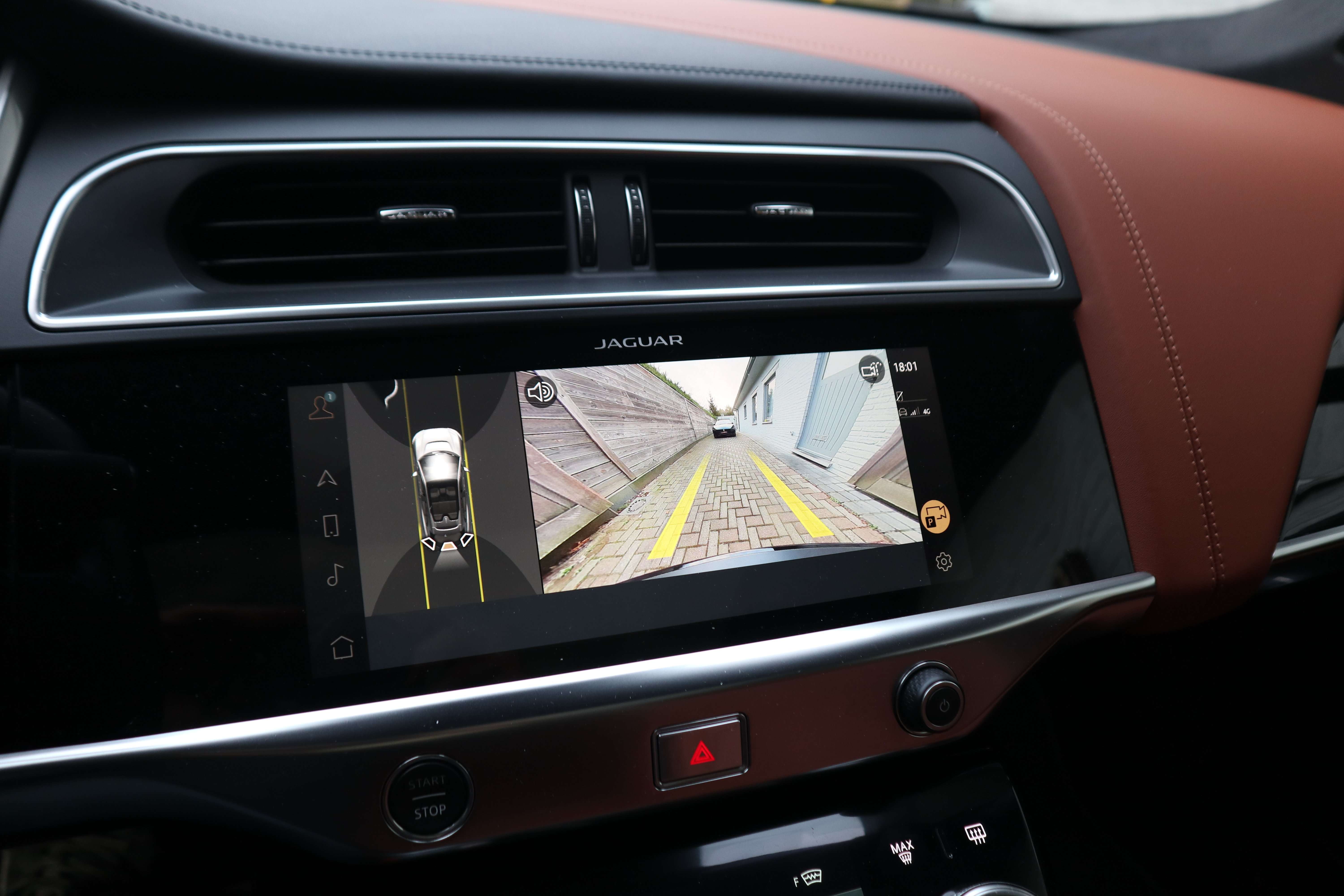 Jaguar I-Pace EV400 HSE/Black-pack/Pano/360°/Leder/3.980km !! EuroCars -Aalst bv