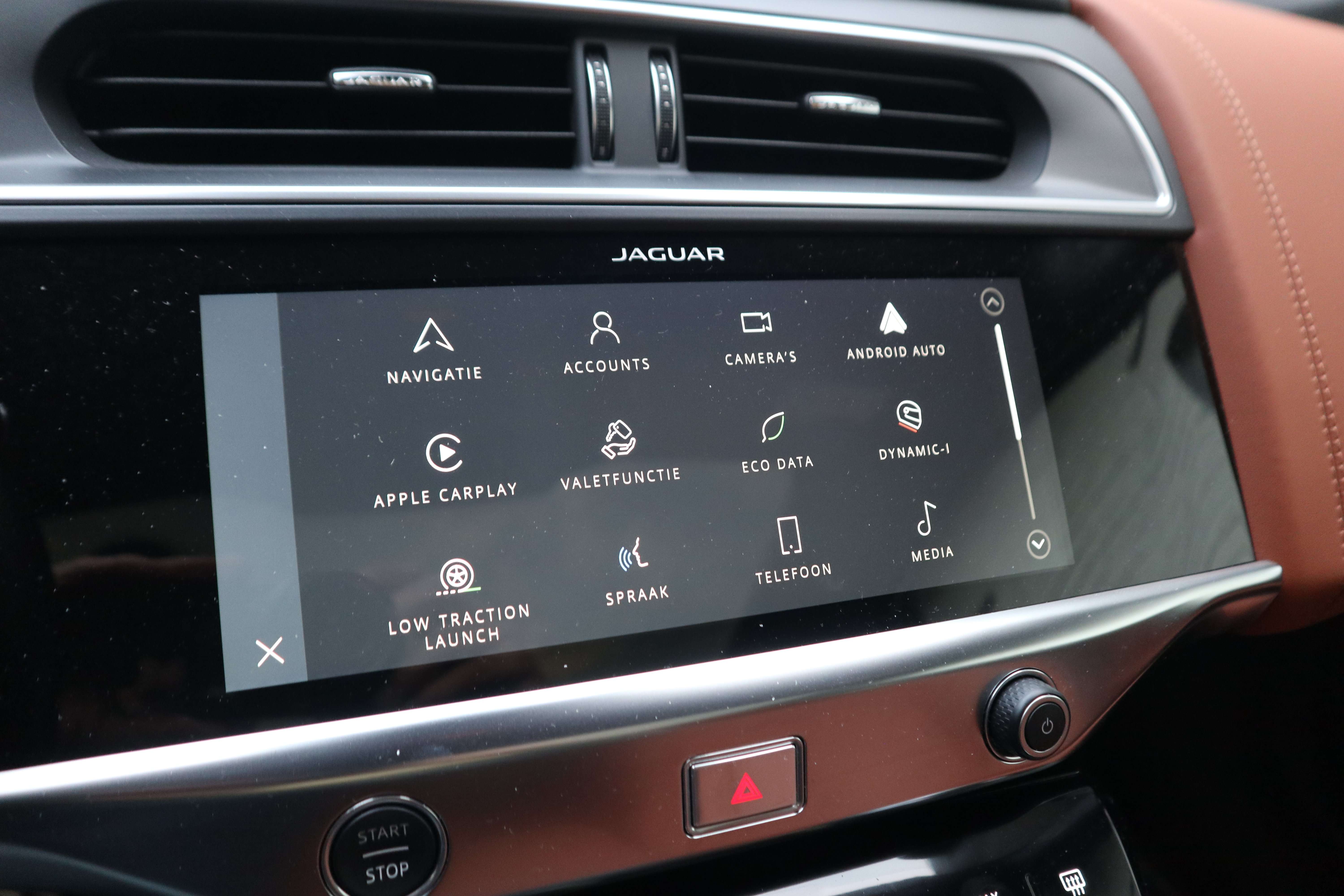 Jaguar I-Pace EV400 HSE/Black-pack/Pano/360°/Leder/3.980km !! EuroCars -Aalst bv