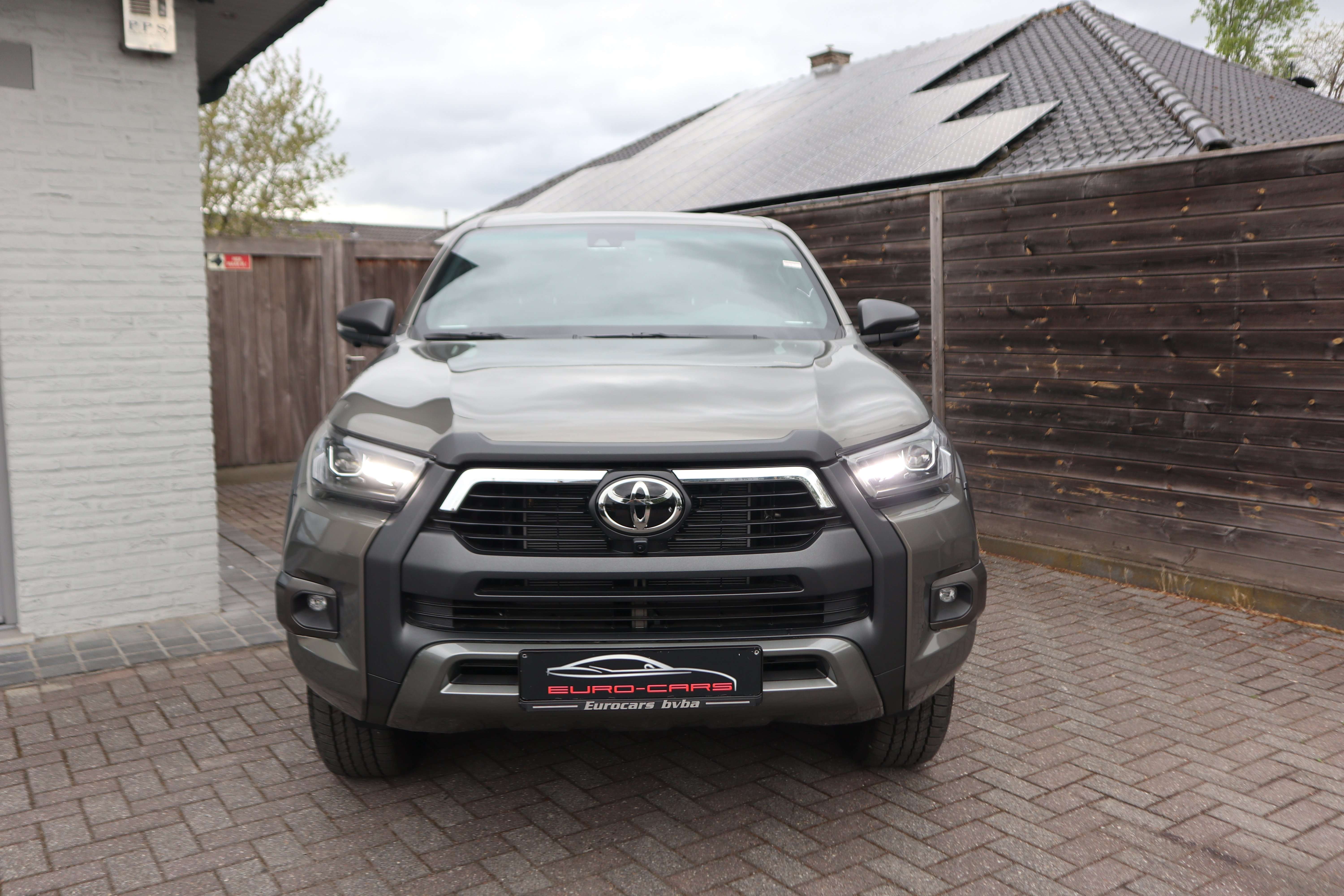 Toyota Hilux 2.8 D DoubleCab Invincible/GPS/360°/Leder/New ! EuroCars -Aalst bv