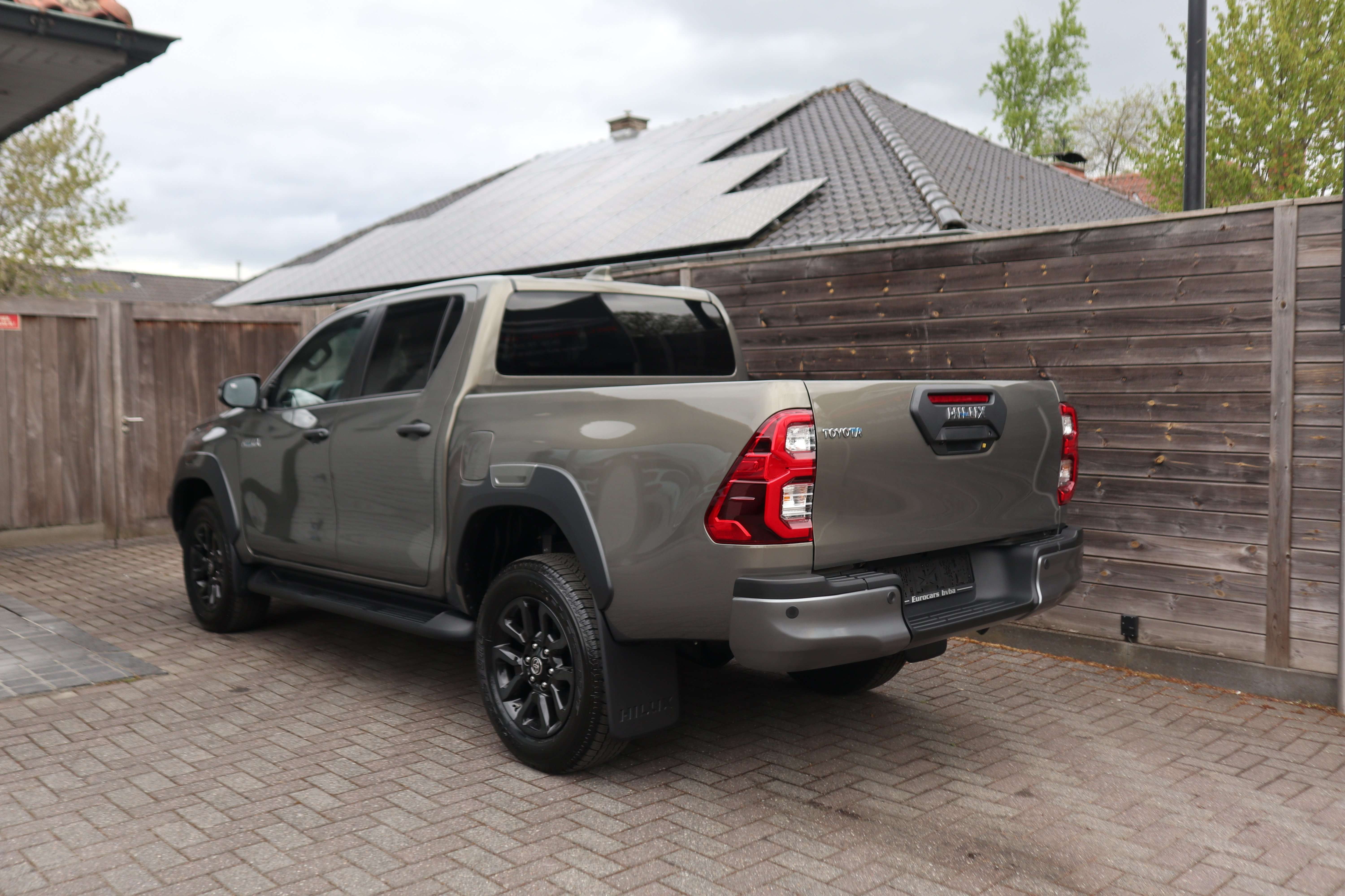 Toyota Hilux 2.8 D DoubleCab Invincible/GPS/360°/Leder/New ! EuroCars -Aalst bv