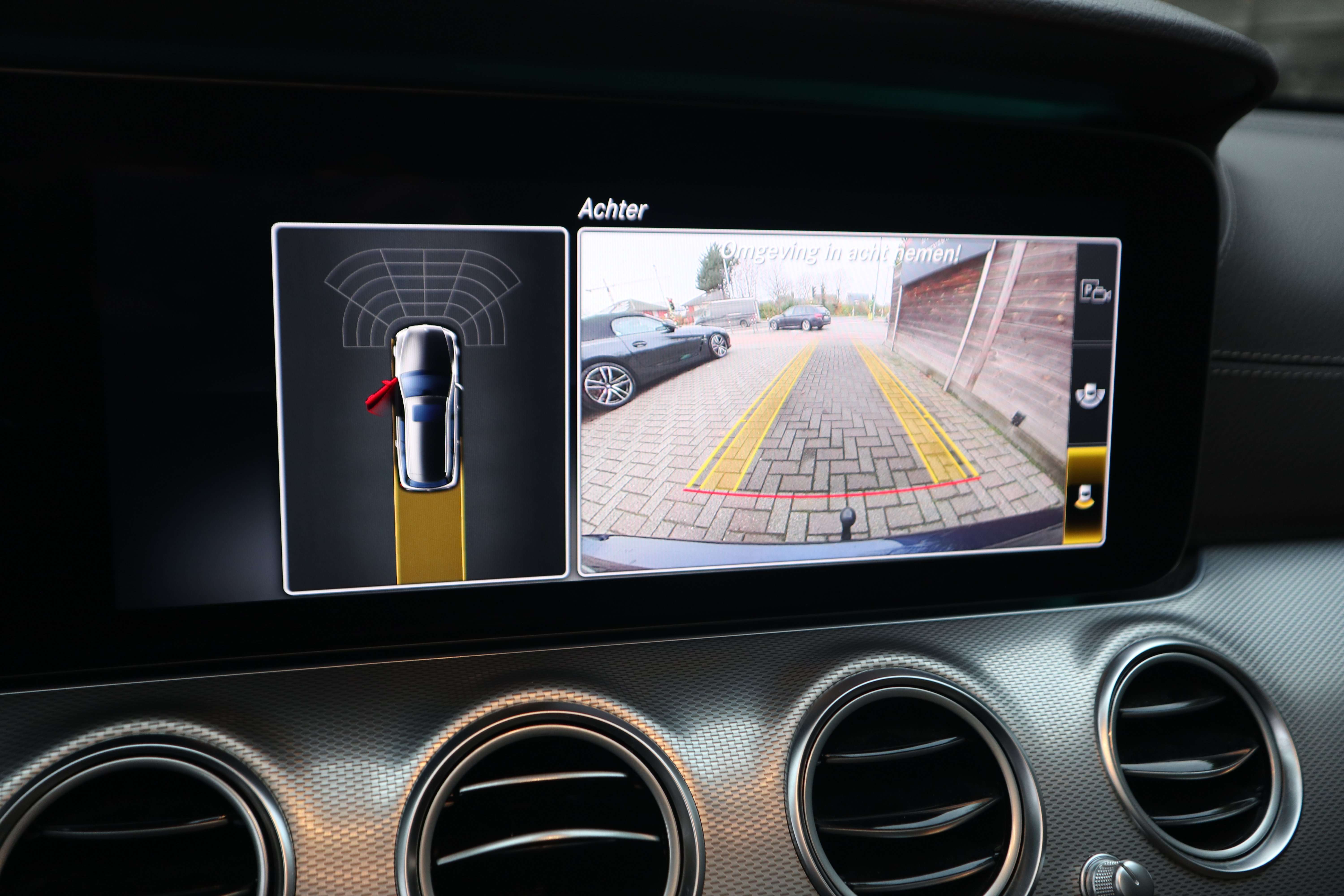 Mercedes-Benz E 220 d Aut.Night/head-up/360°/Pano/Leder/Trekhaak/ EuroCars -Aalst bv