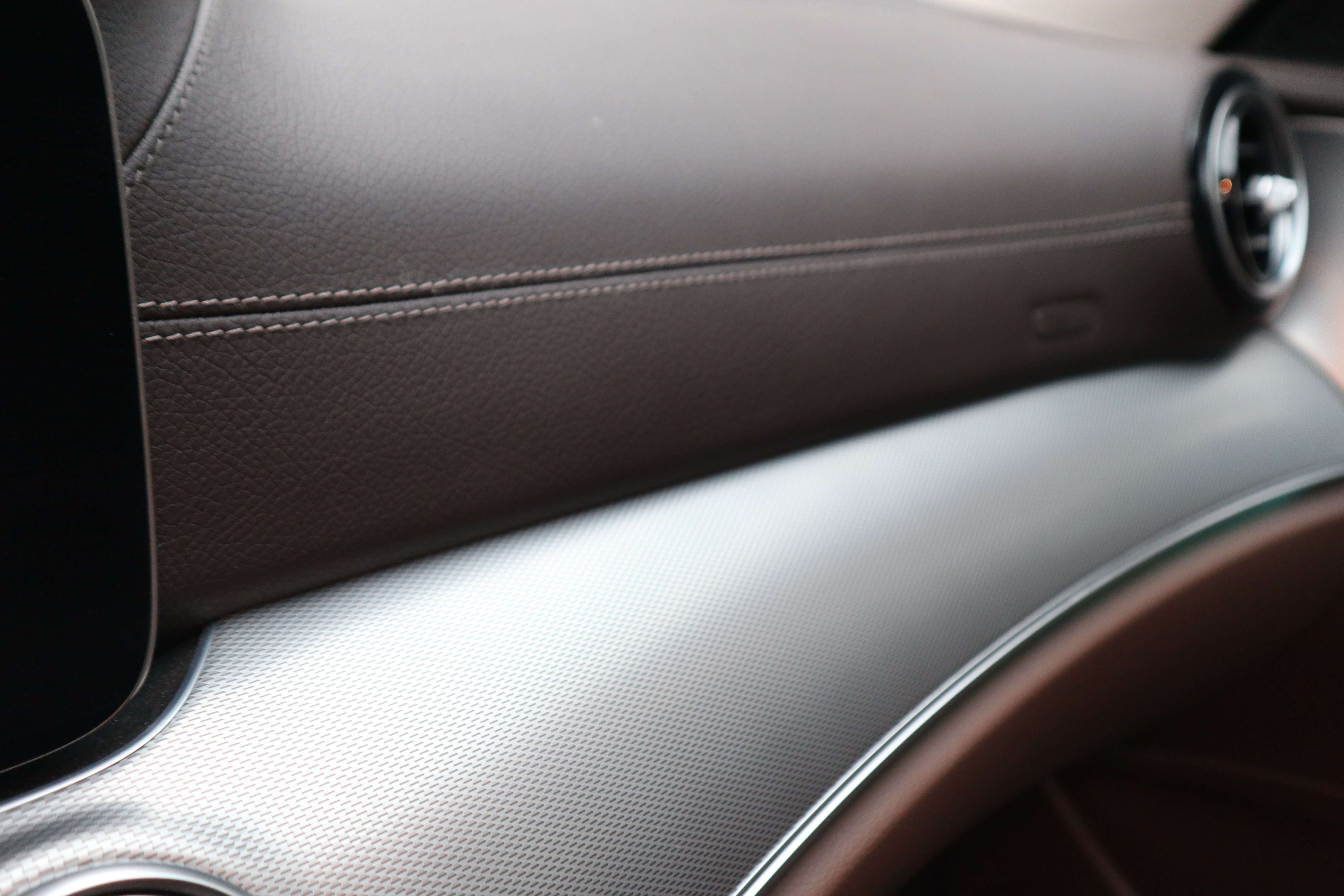 Mercedes-Benz E 220 d Aut.Night/head-up/360°/Pano/Leder/Trekhaak/ EuroCars -Aalst bv