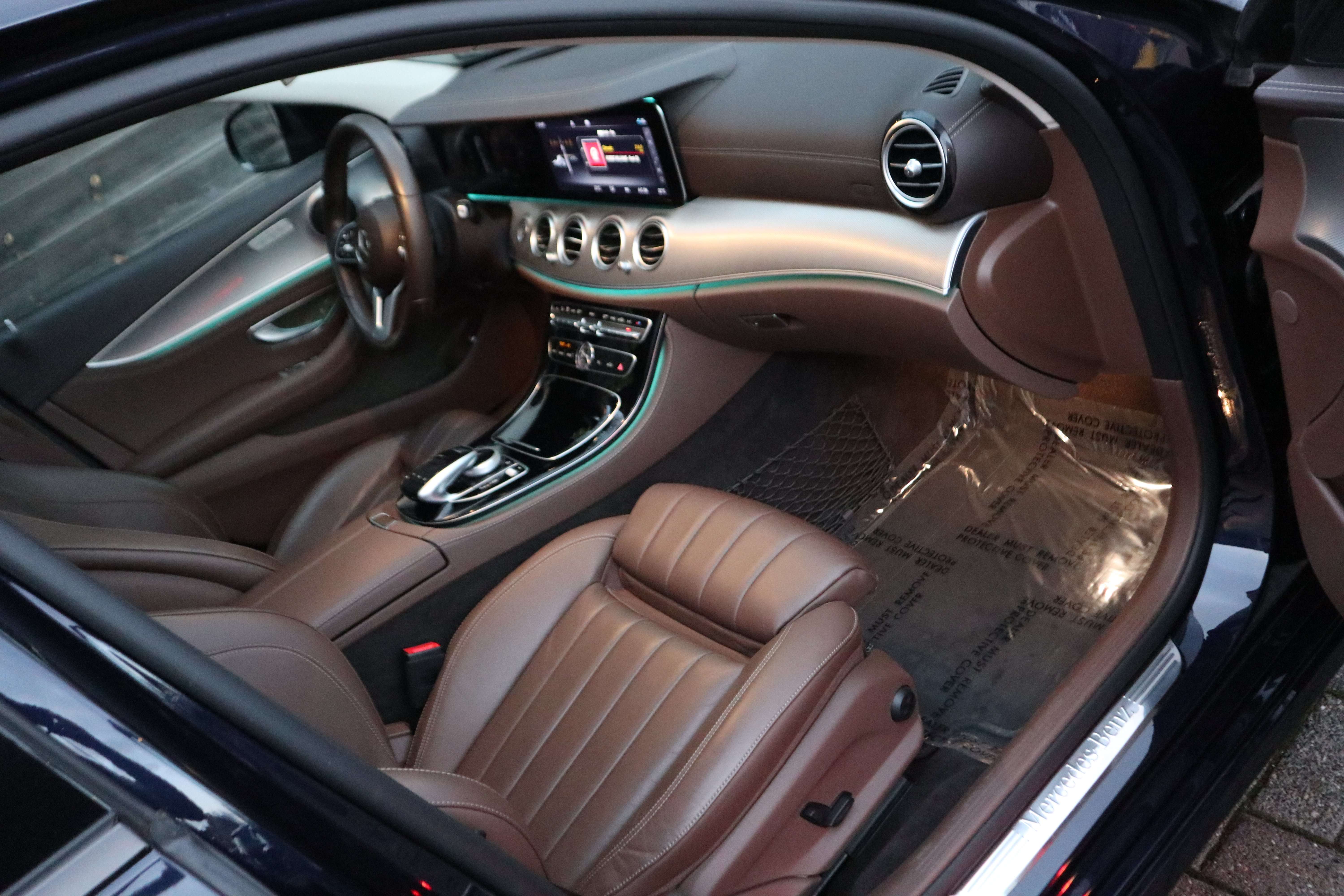 Mercedes-Benz E 220 d Aut.Night/head-up/360°/Pano/Leder/Trekhaak/ EuroCars -Aalst bv