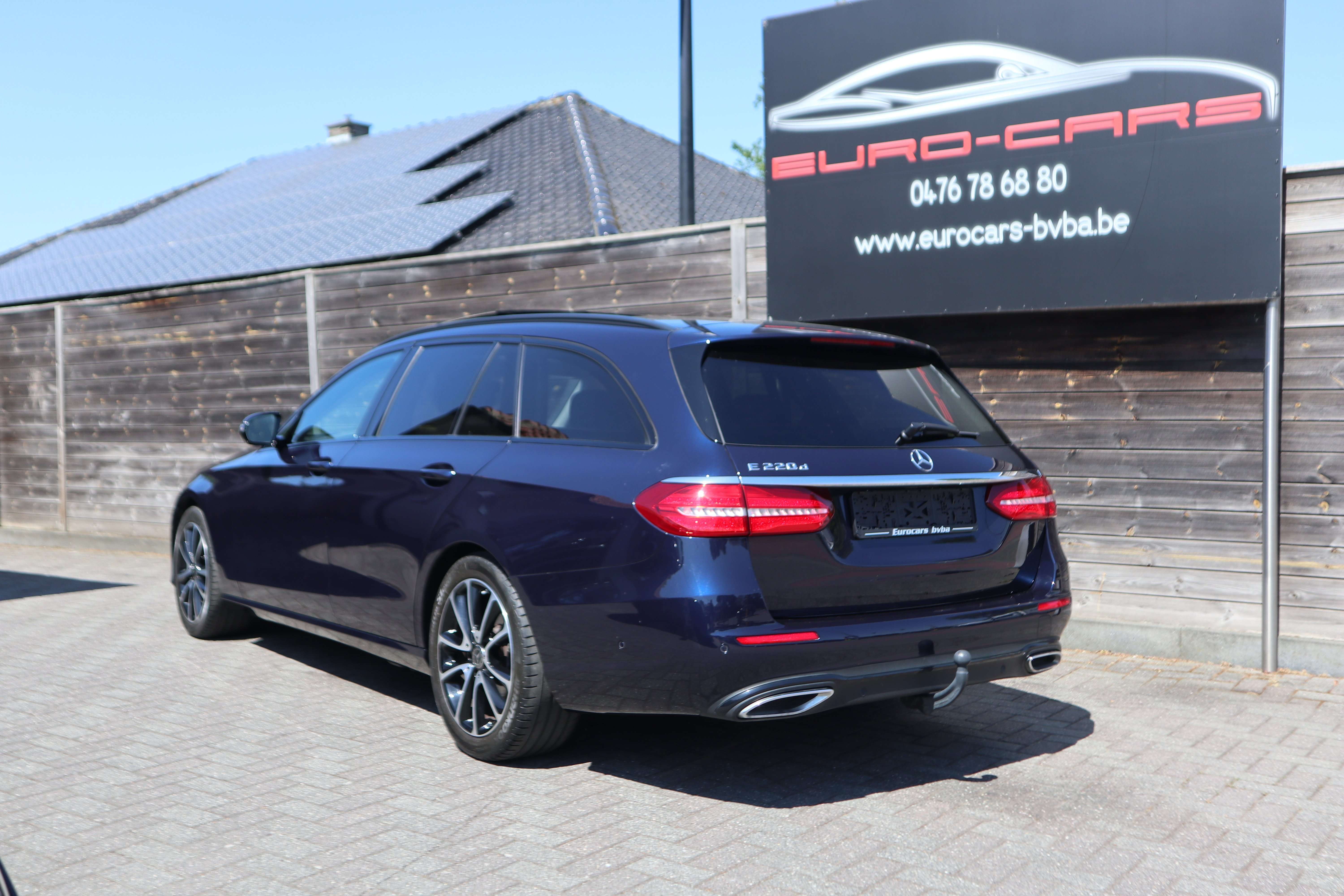 Mercedes-Benz E 220 d Aut.Night/head-up/360°/Pano/Leder/Trekhaak/ EuroCars -Aalst bv