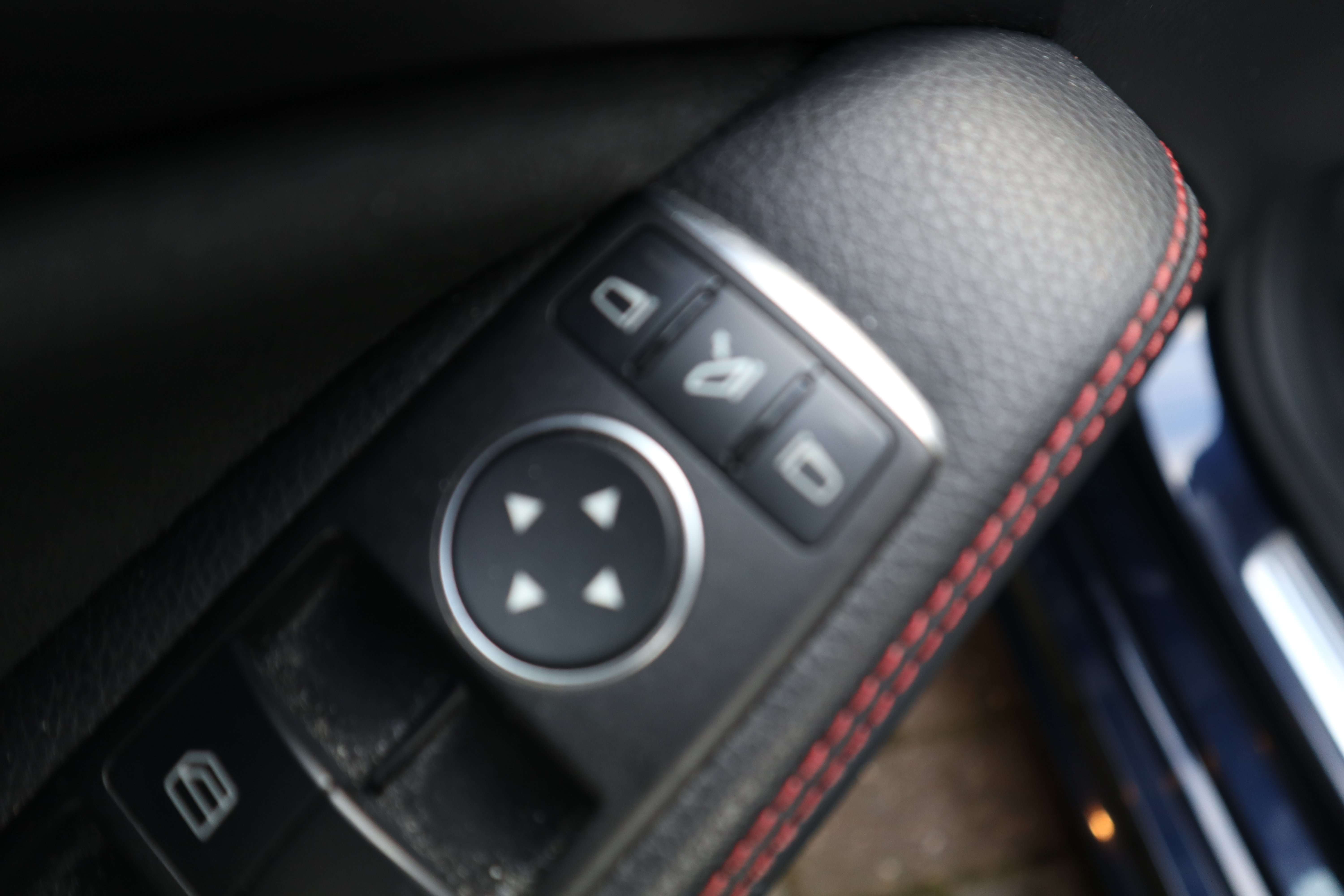 Mercedes-Benz CLA 180 d Aut./1 st eig /AMG/Night/Camera/Panodak/Gps/ EuroCars -Aalst bv