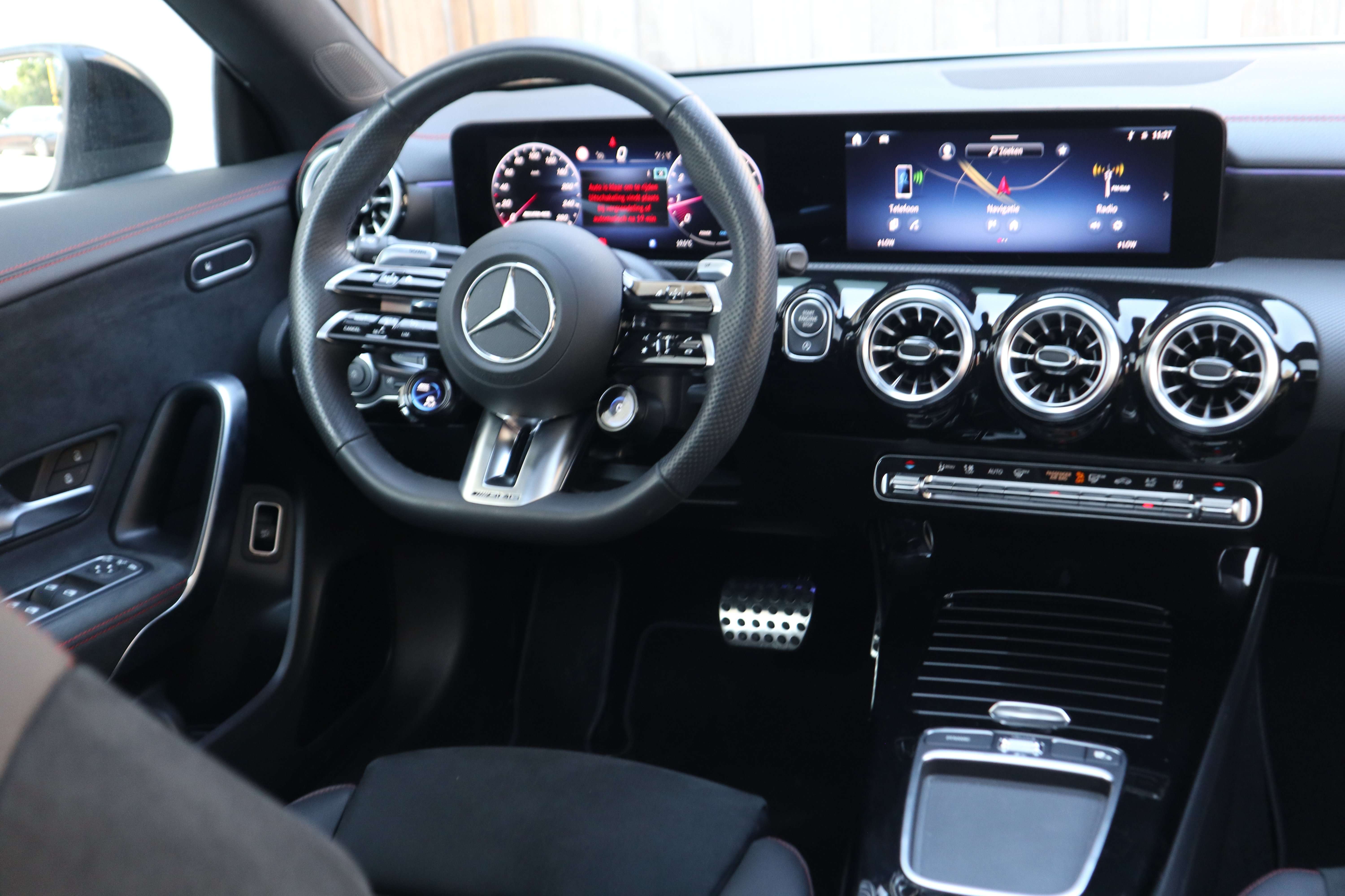 Mercedes-Benz CLA 35 AMG 4-Matic/facelift/1eig/Panodak/Camera/Night/Multi EuroCars -Aalst bv