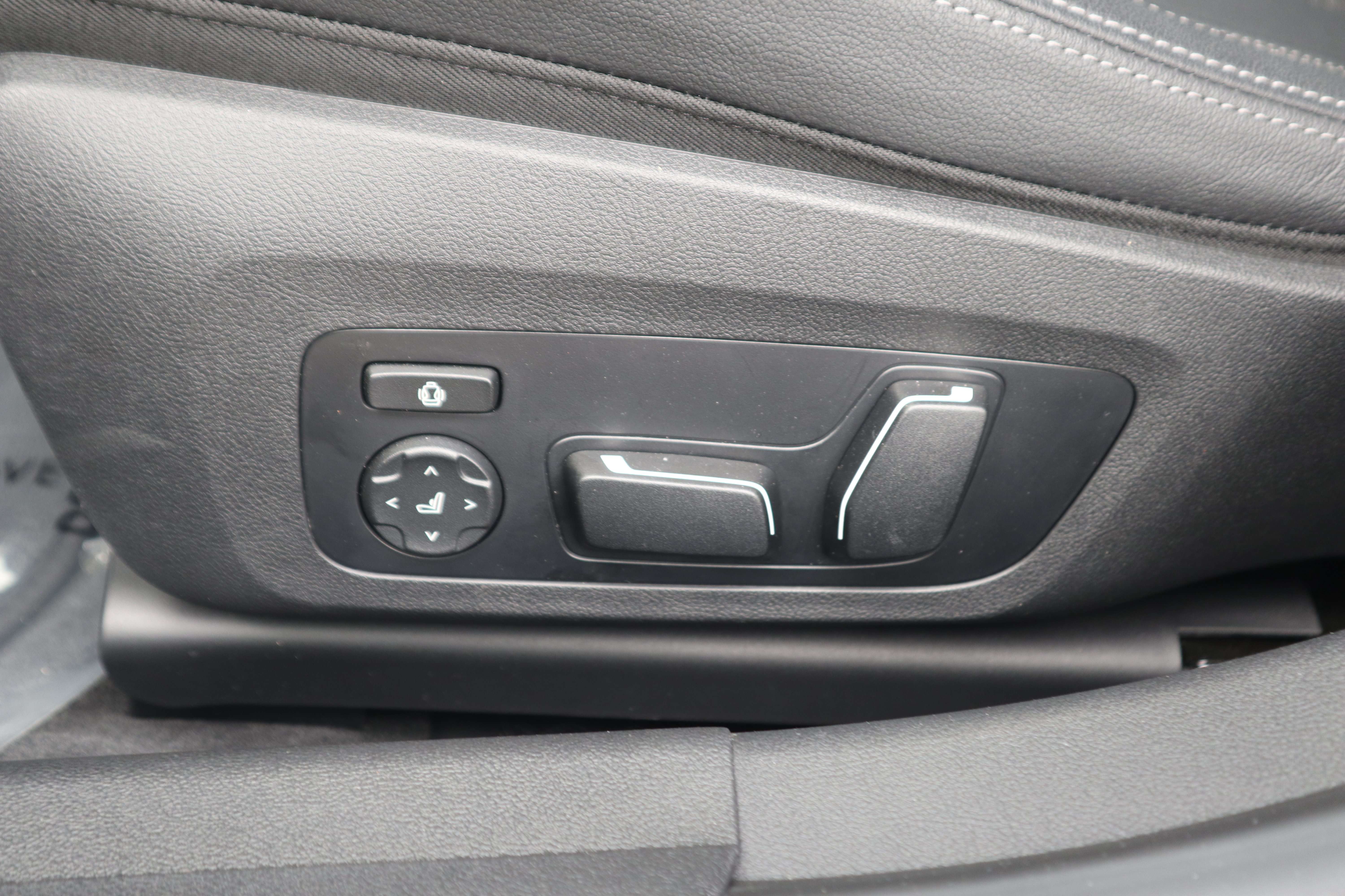 BMW 340 M X-drive/Facelift/Headup/Adpt/360°/Pano/trekh/ EuroCars -Aalst bv