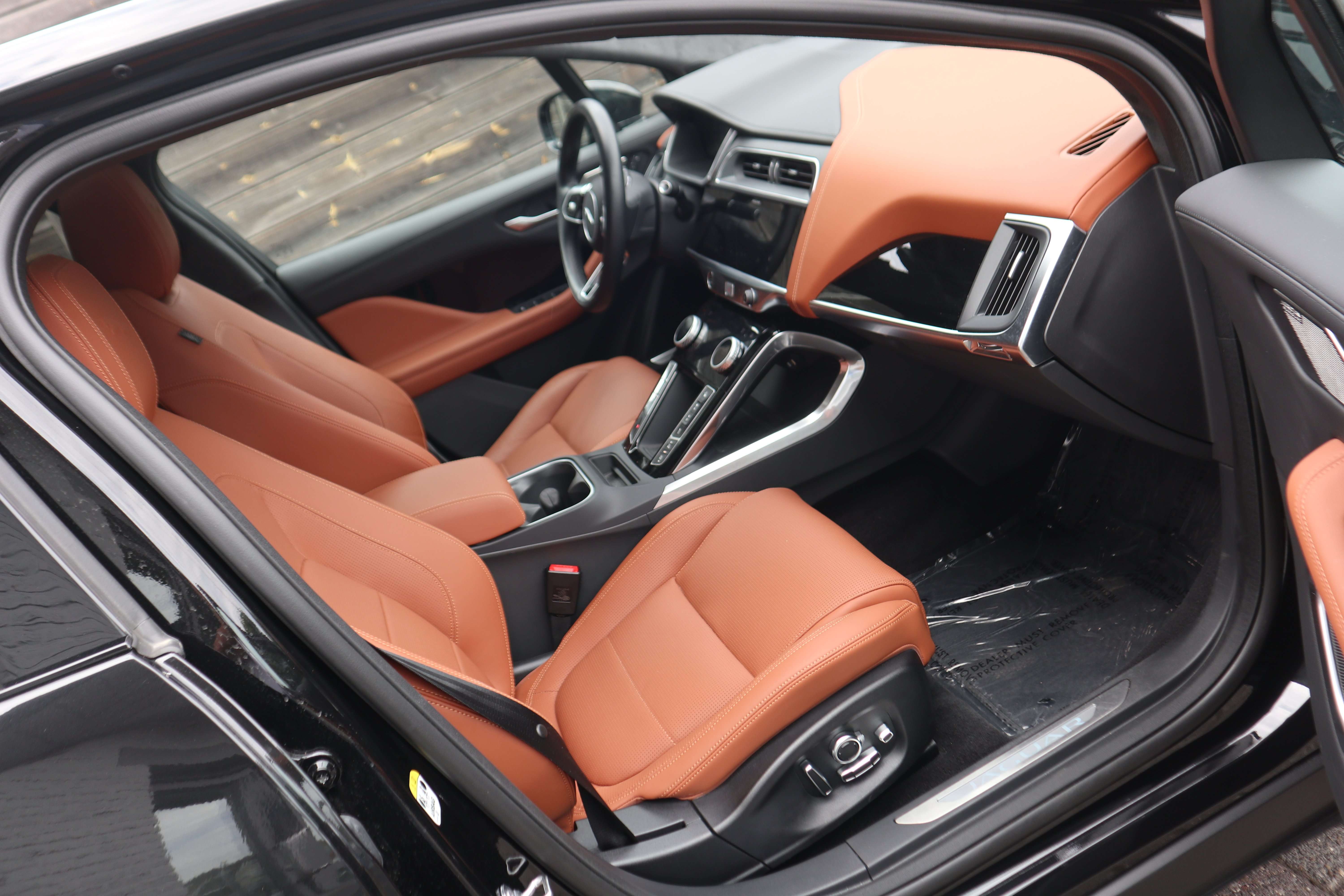 Jaguar I-Pace EV400 HSE/Black-pack/Pano/360°/Leder/4.300km !! EuroCars -Aalst bv