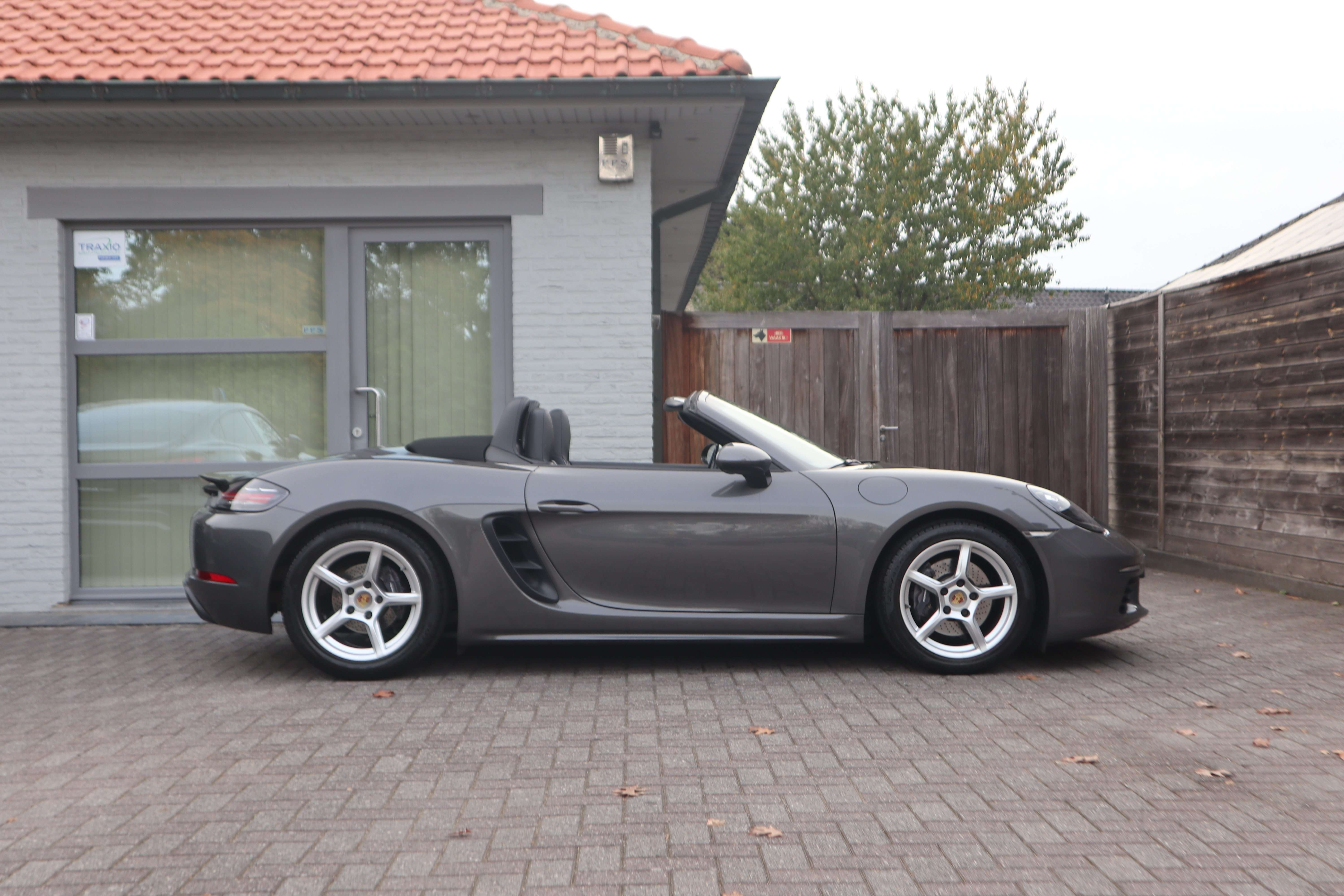 Porsche Boxster 718 pdk /GPS / PDLS / LEDER / PASM /XENON /CRUISE EuroCars -Aalst bv